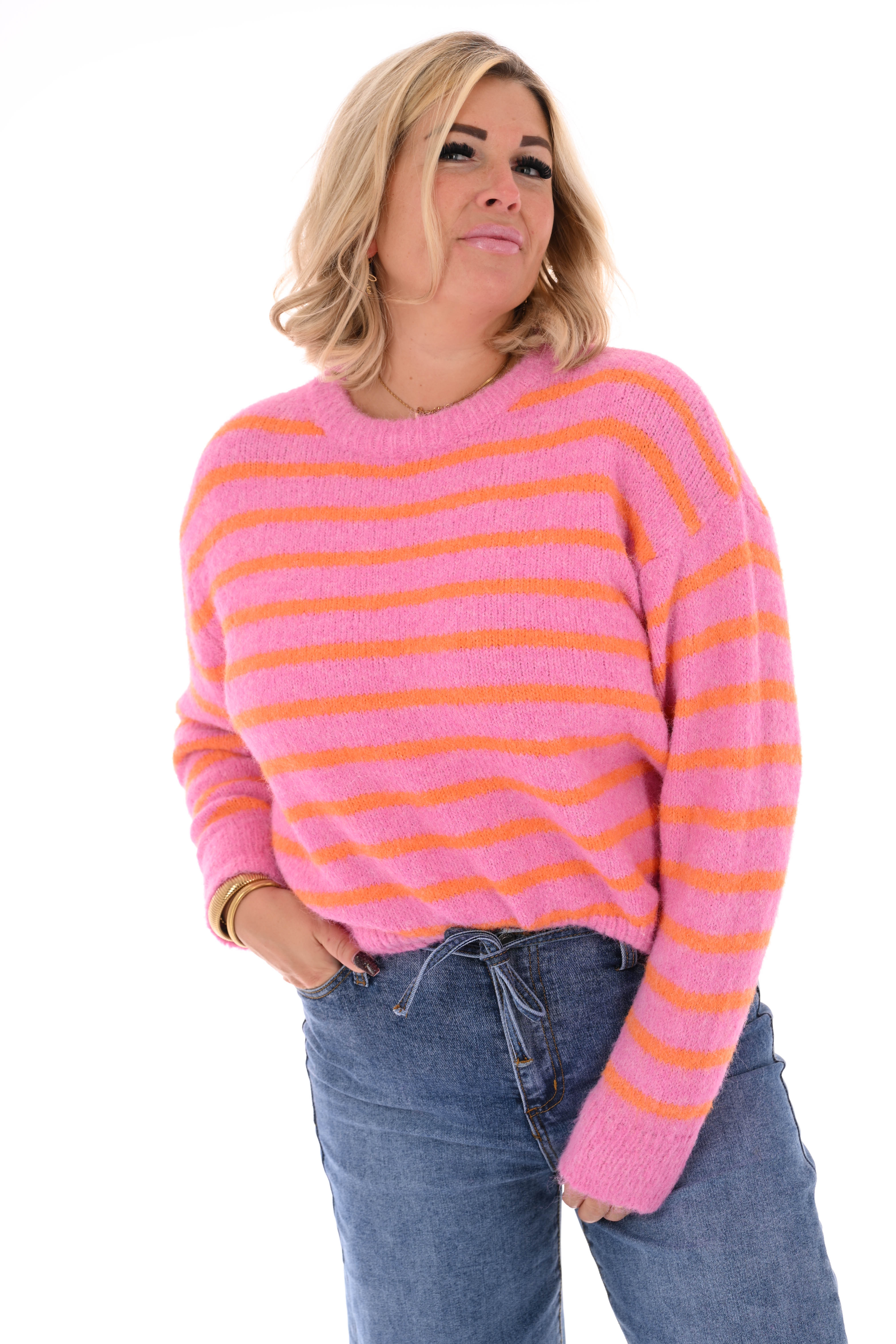Fijn gebreide trui met strepen ronde hals roze
