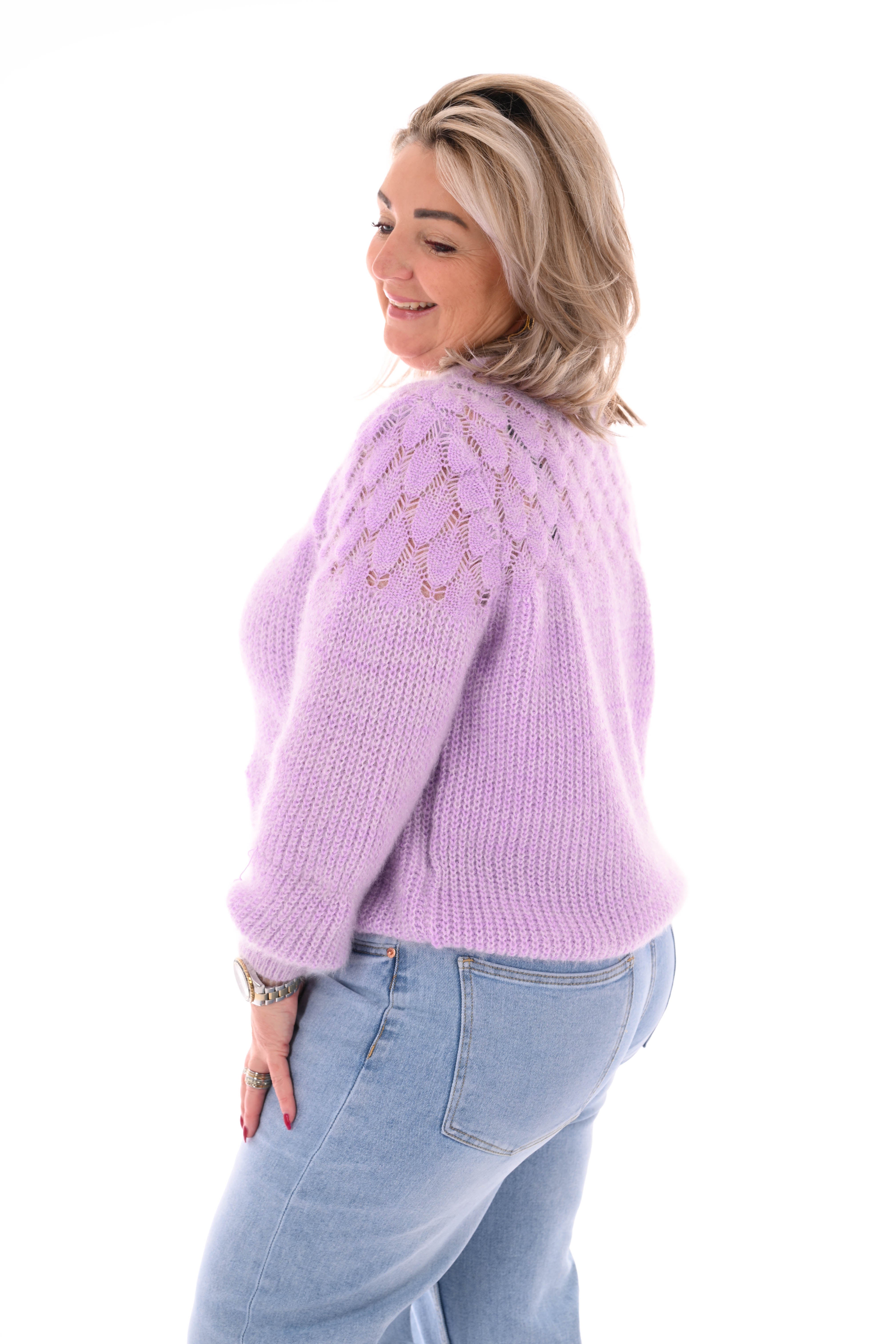 Gehaakte trui hals detail lila