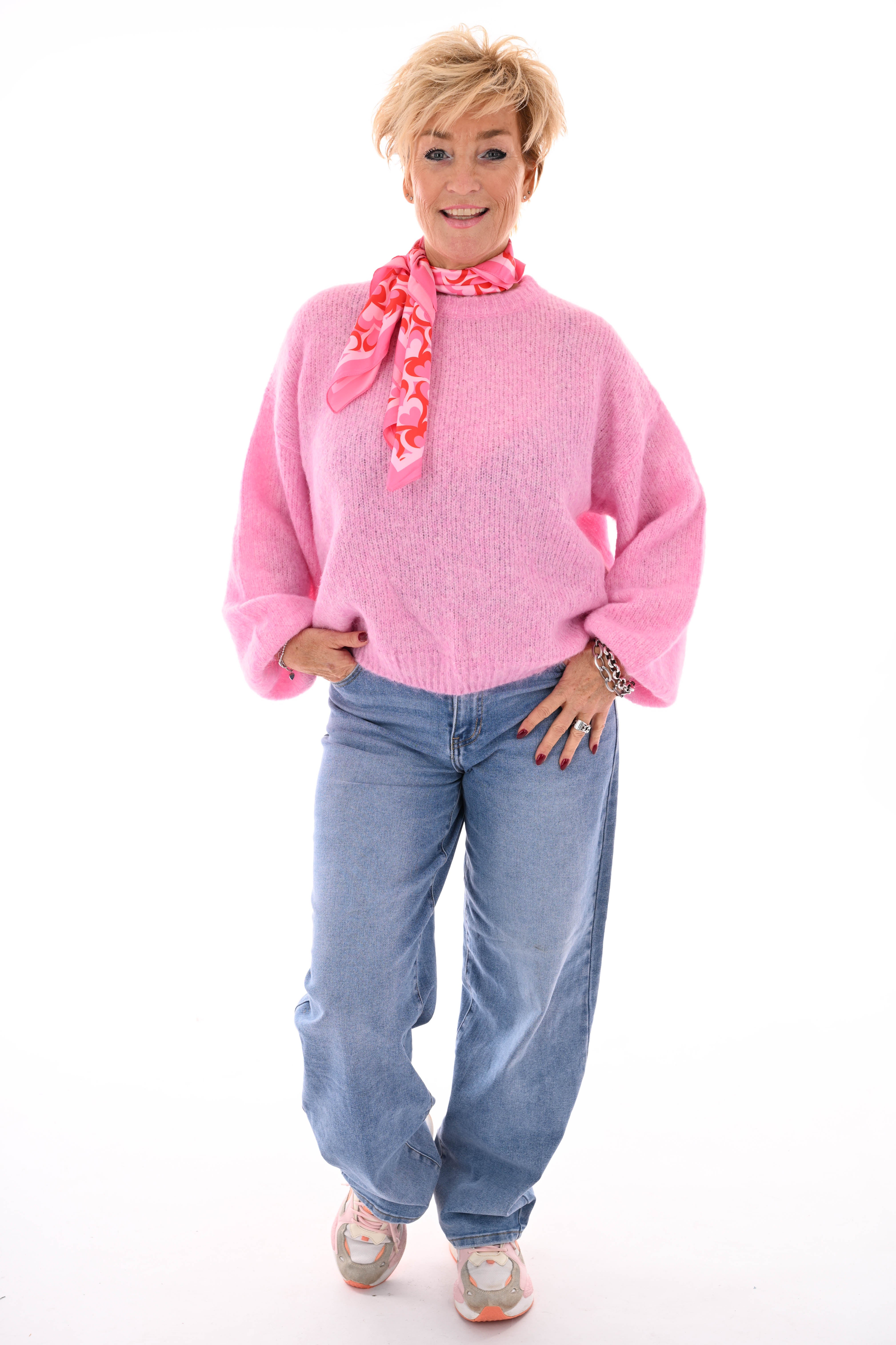 Fijn gebreide trui pofmouwen lichtroze