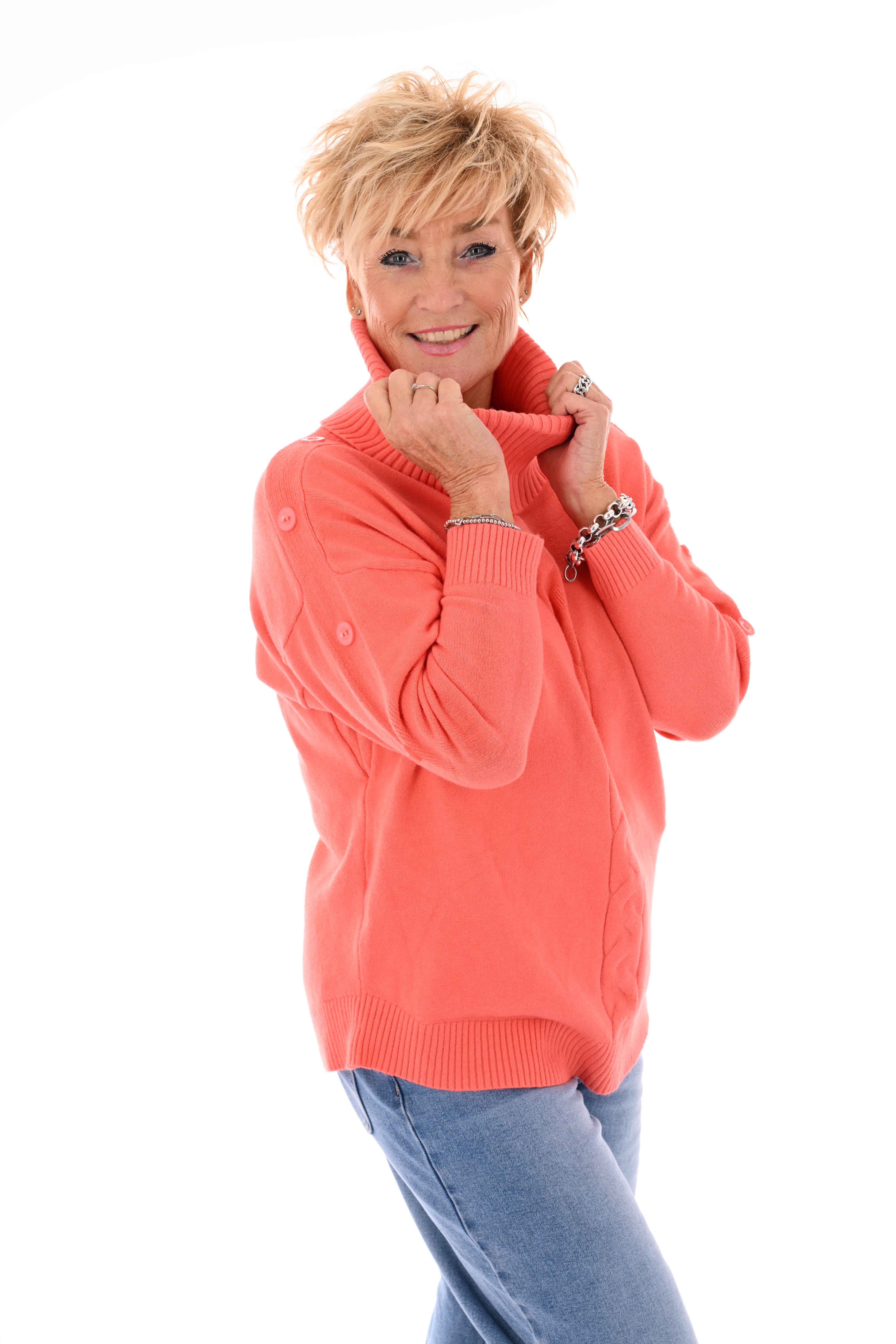 Losse coltrui met knopen oranje