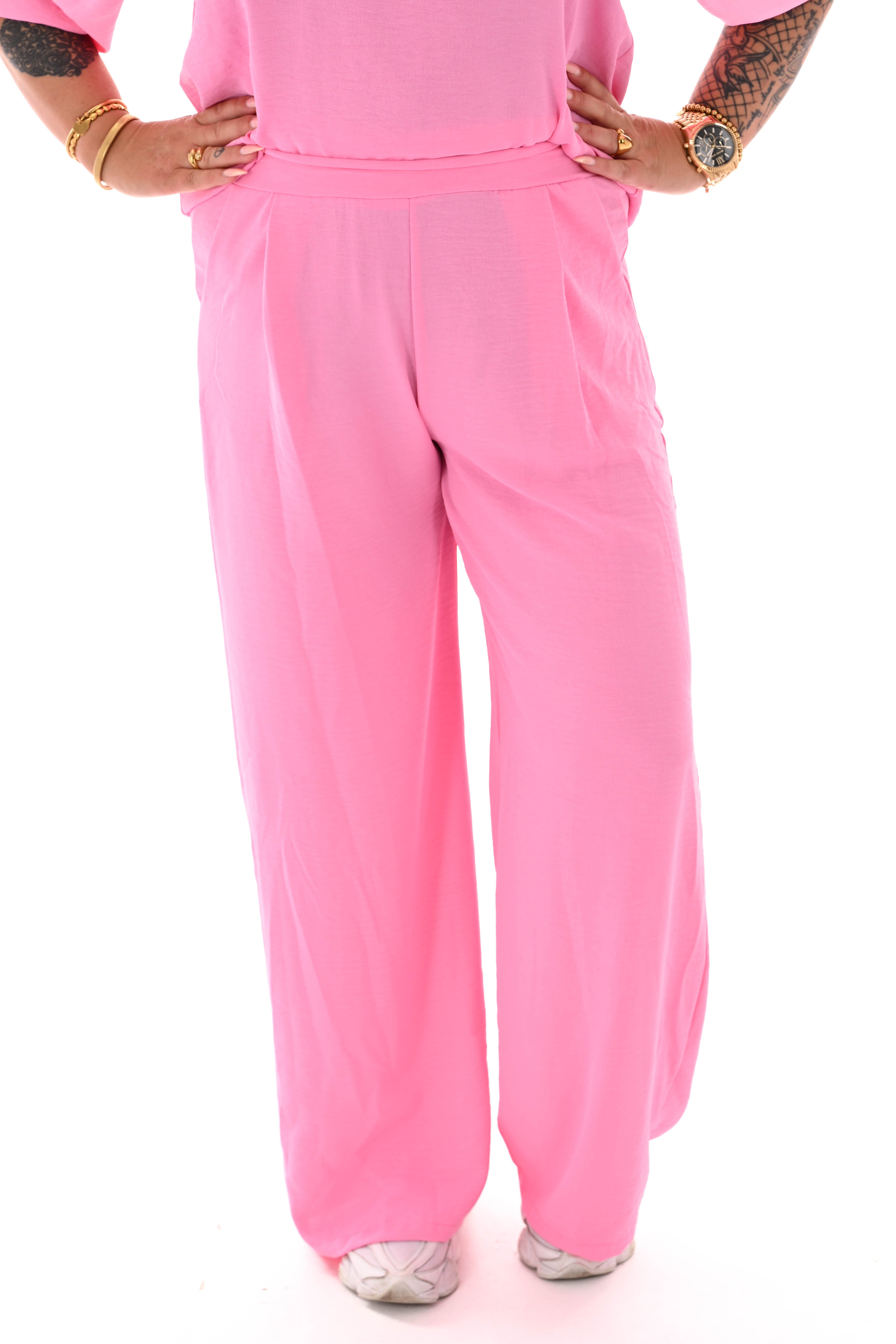 Tweedelig pak 3/4e pofmouwen uni roze