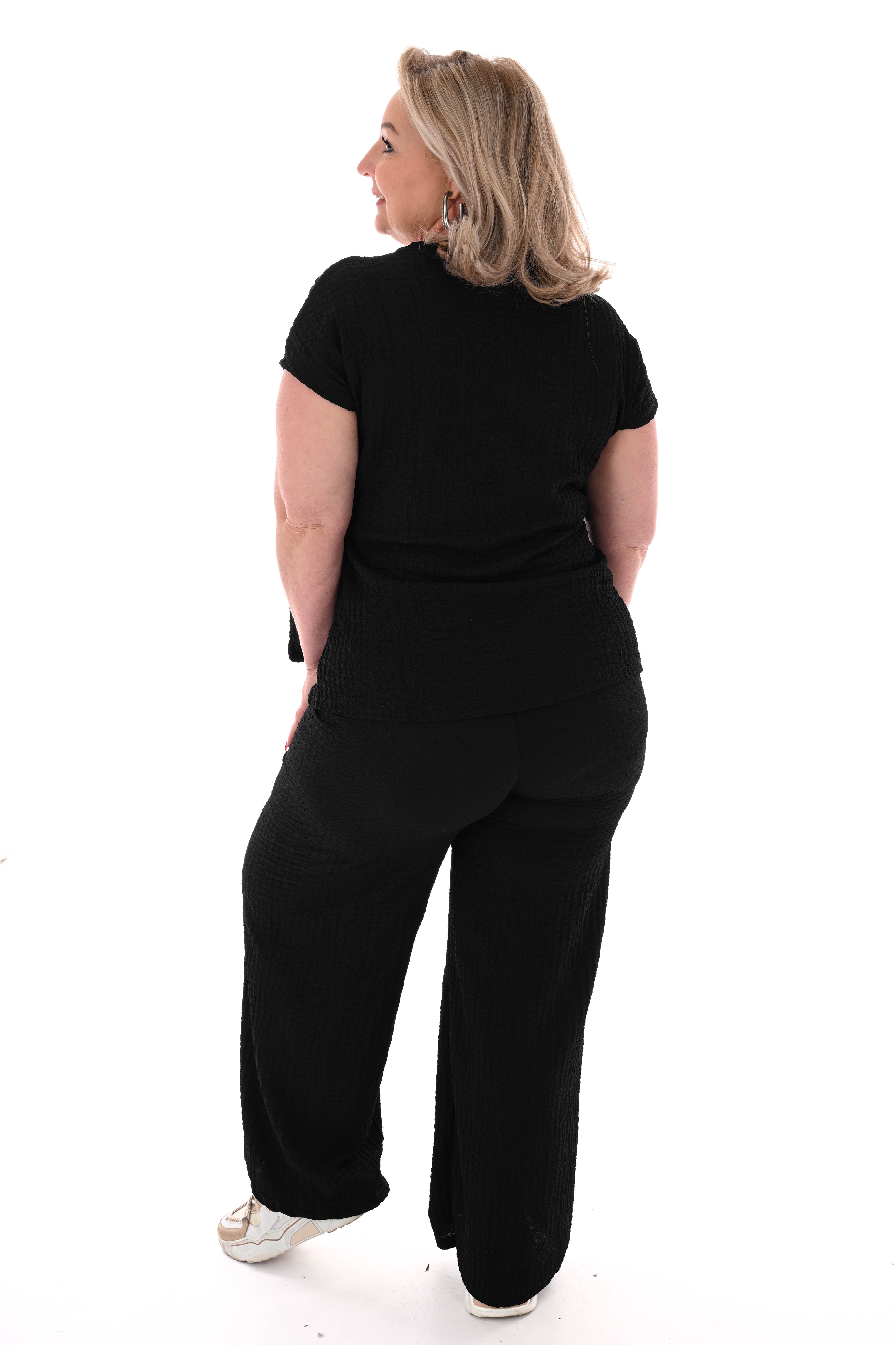 Tweedelig set crepe met knoop zwart