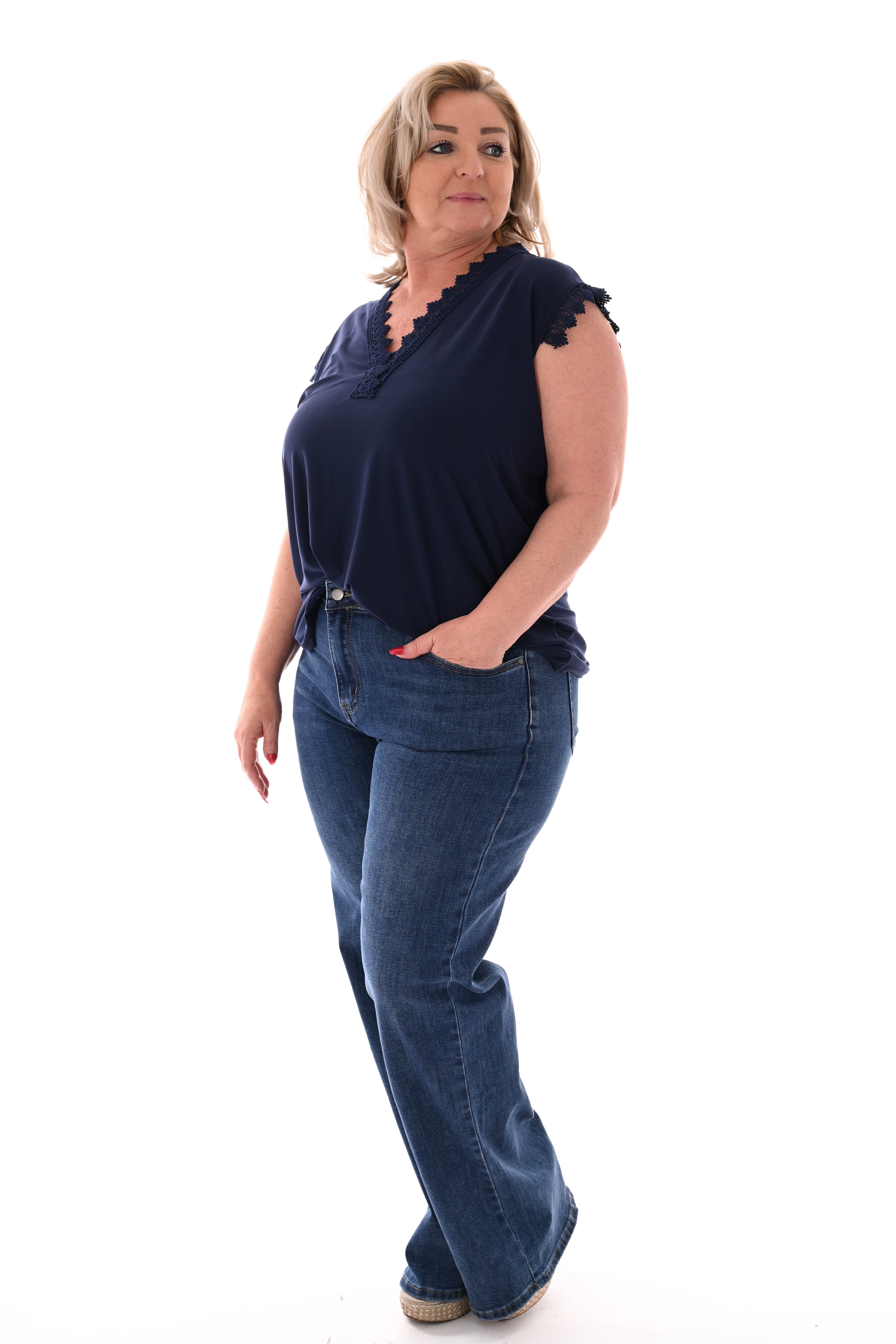 Top mouwloos kanten v-hals marineblauw