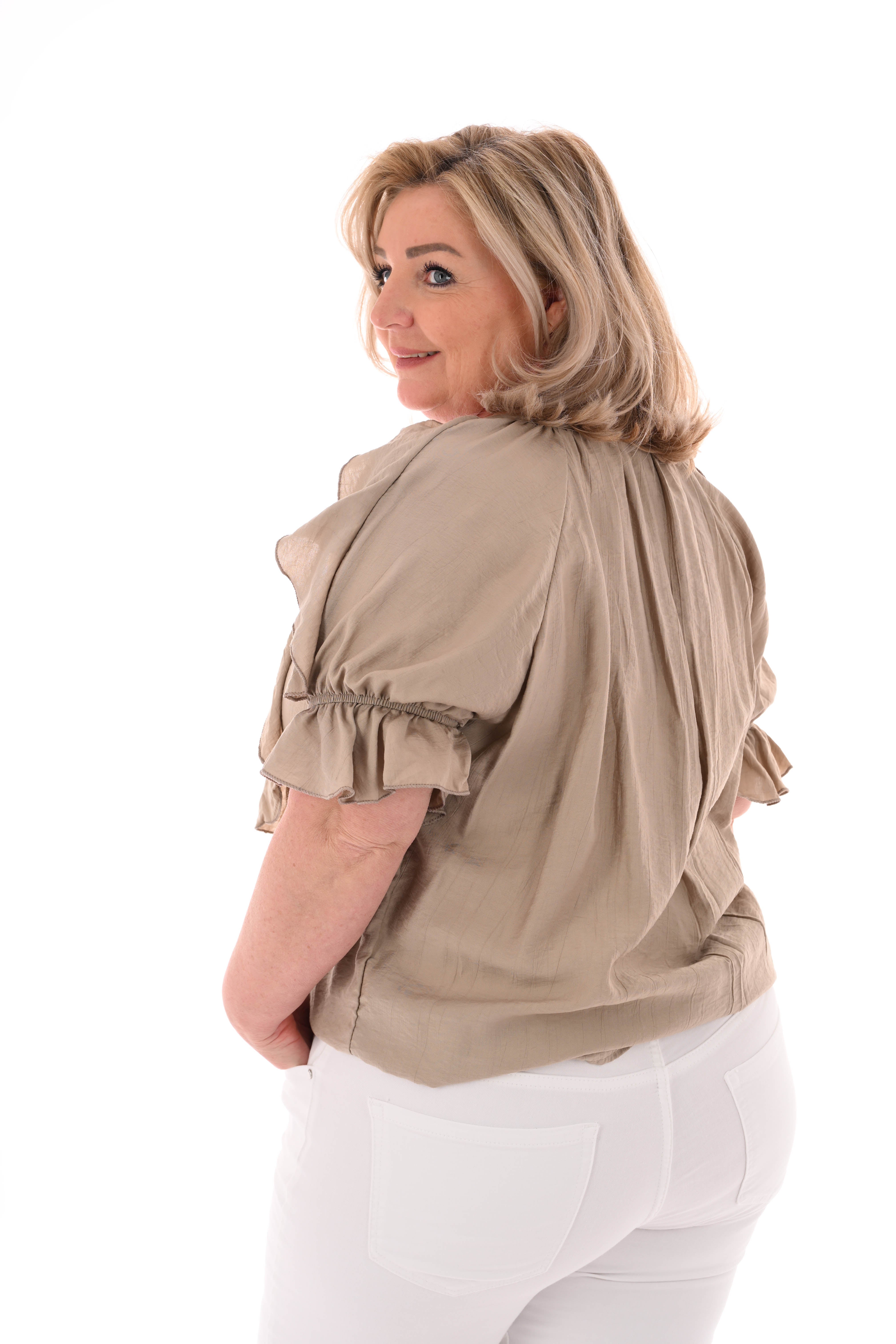 Blouse v-hals met roezel en korte mouwen taupe