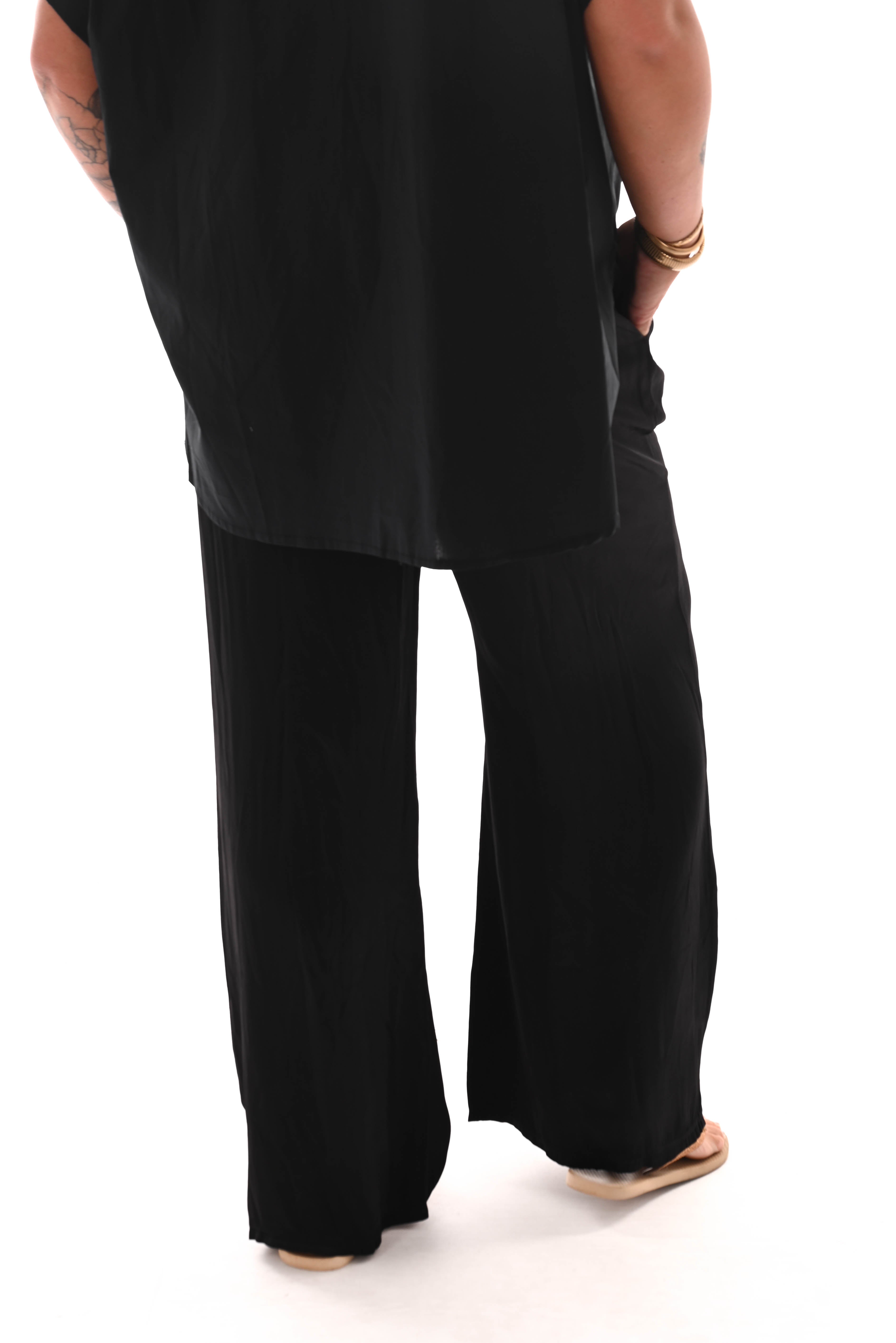 Wijde broek silky zwart