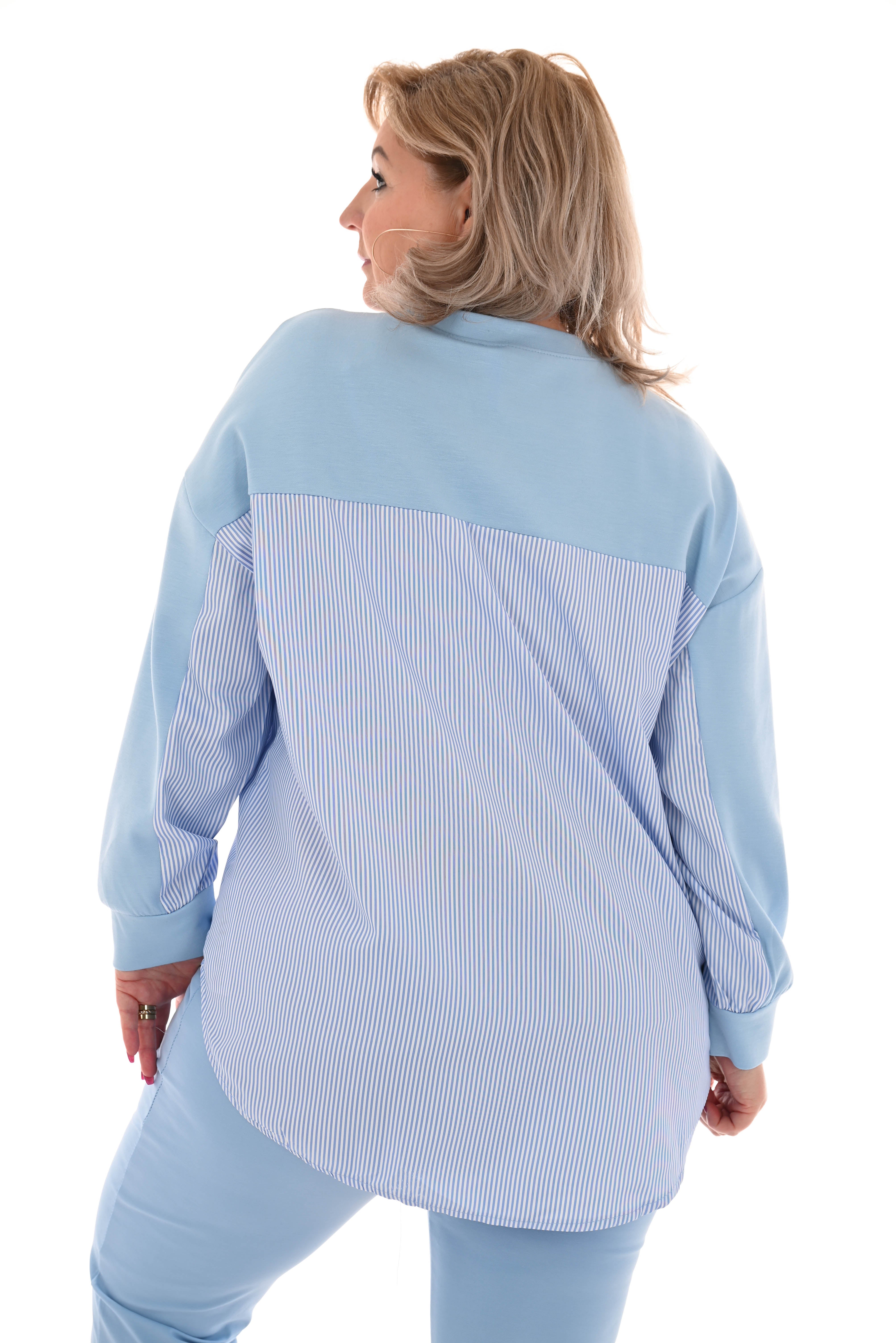 Striped sweater blauw