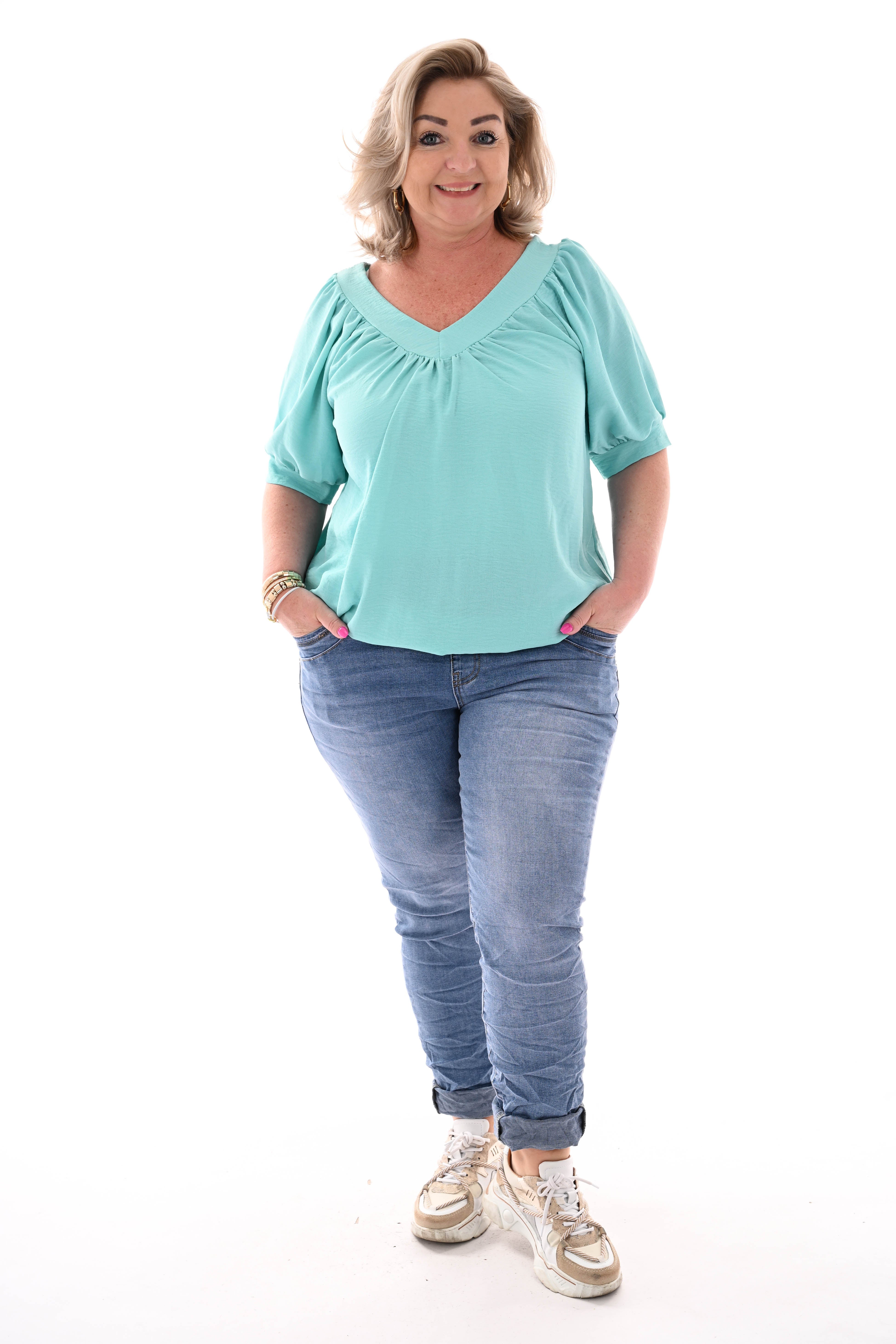 Top v-hals met pofmouwen uni turquoise
