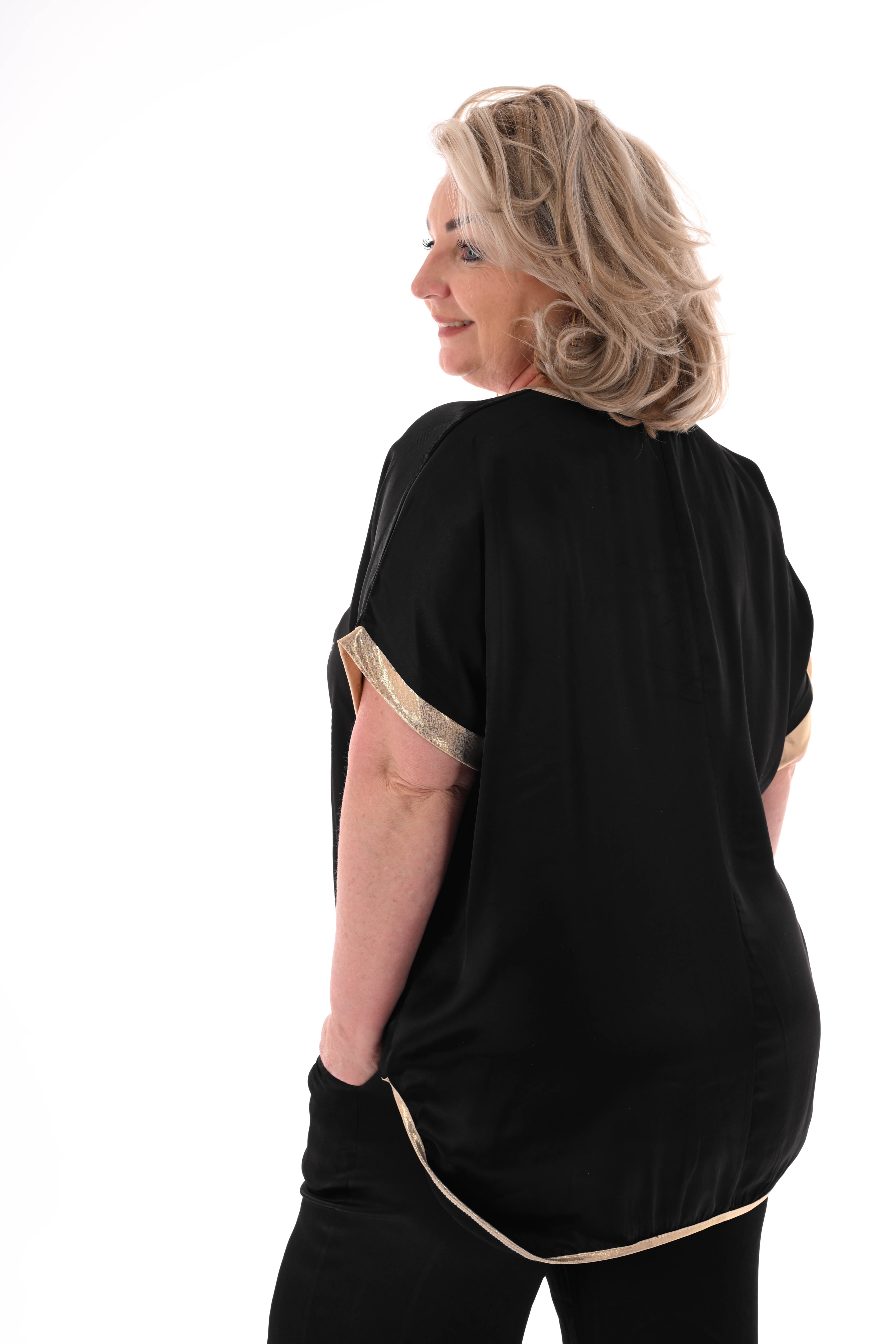 Shirt v-hals Hi zwart