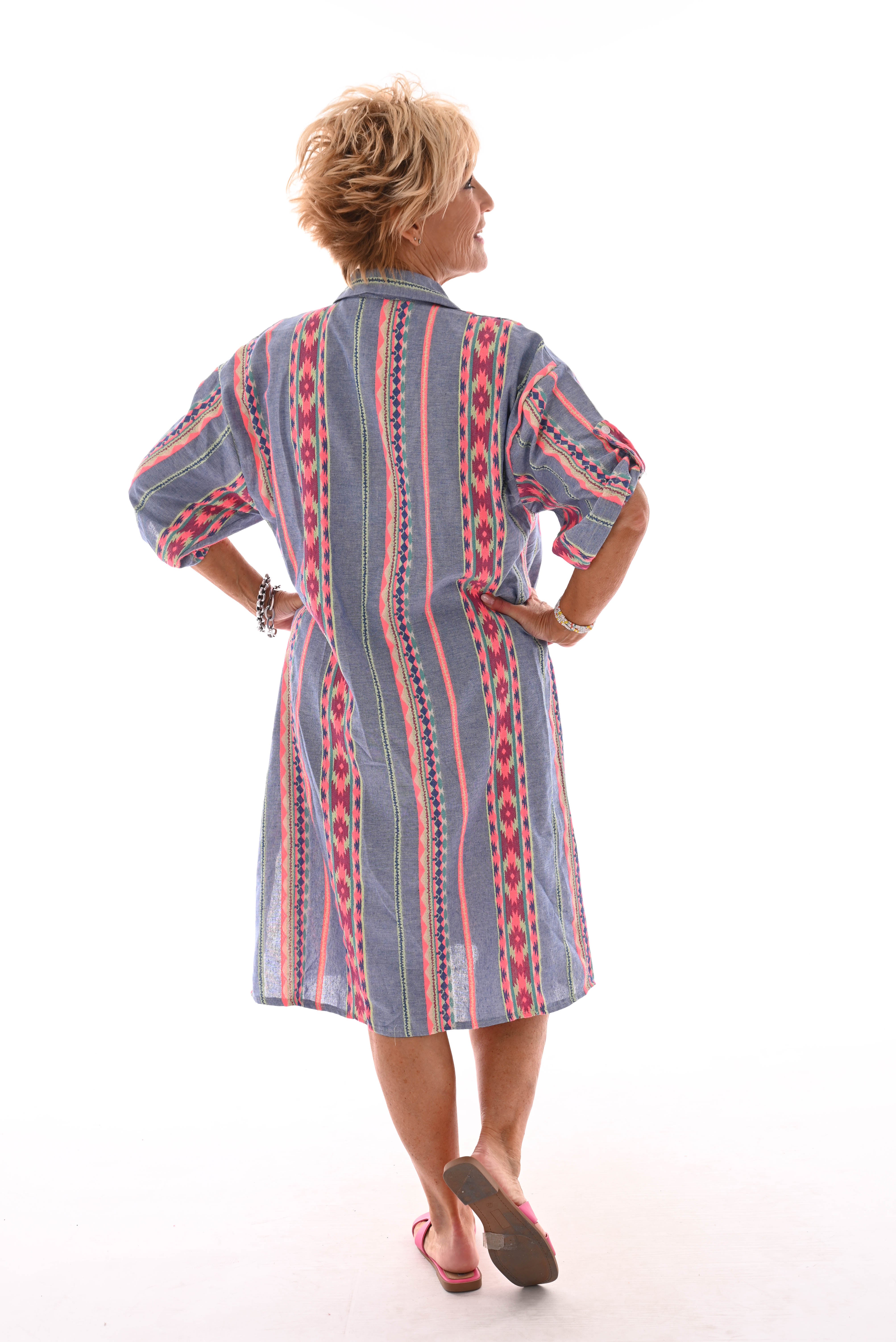 Doorknoop jurk Aztec jeansblauw/felroze