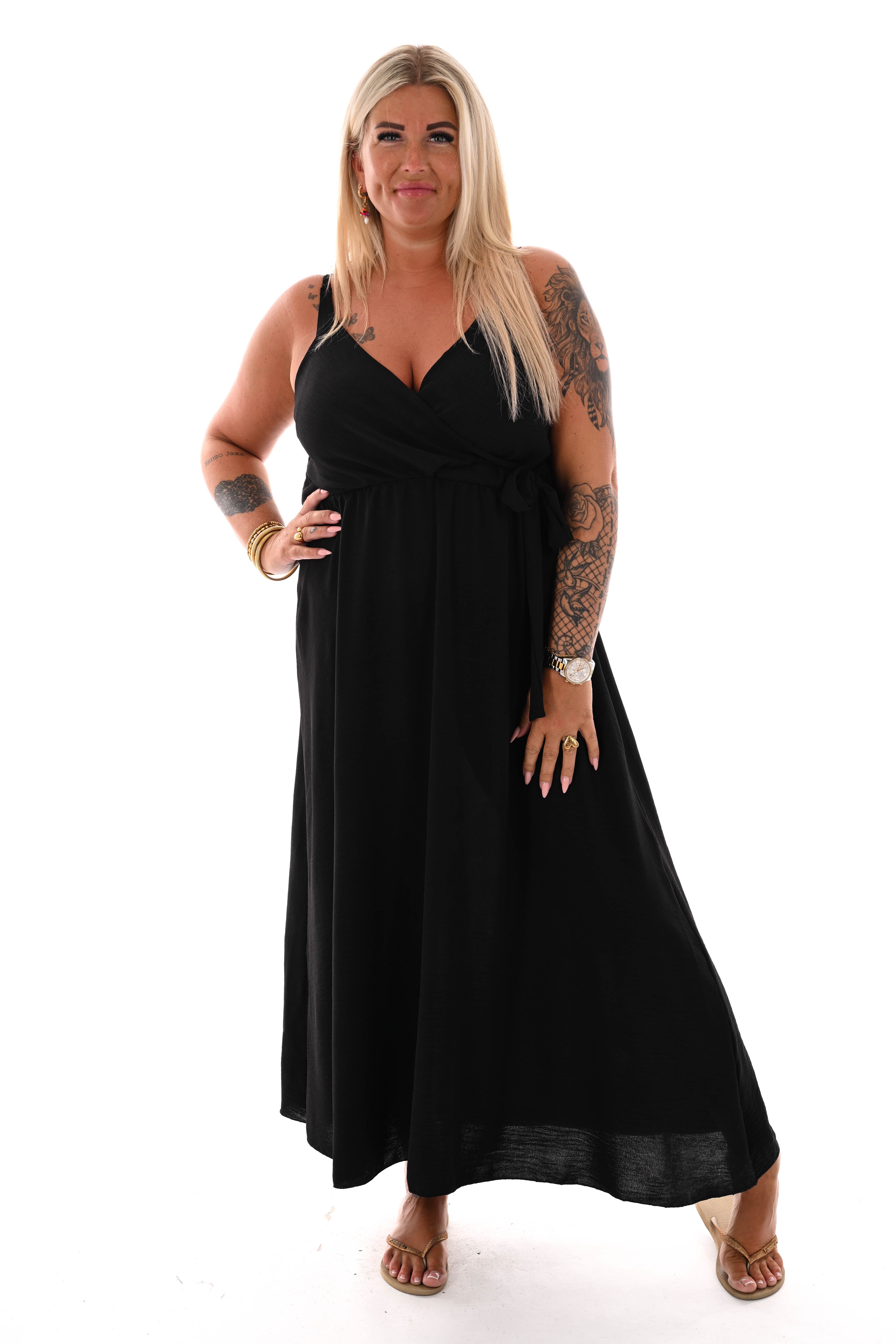 Maxi jurk met strik smalle bandjes uni zwart