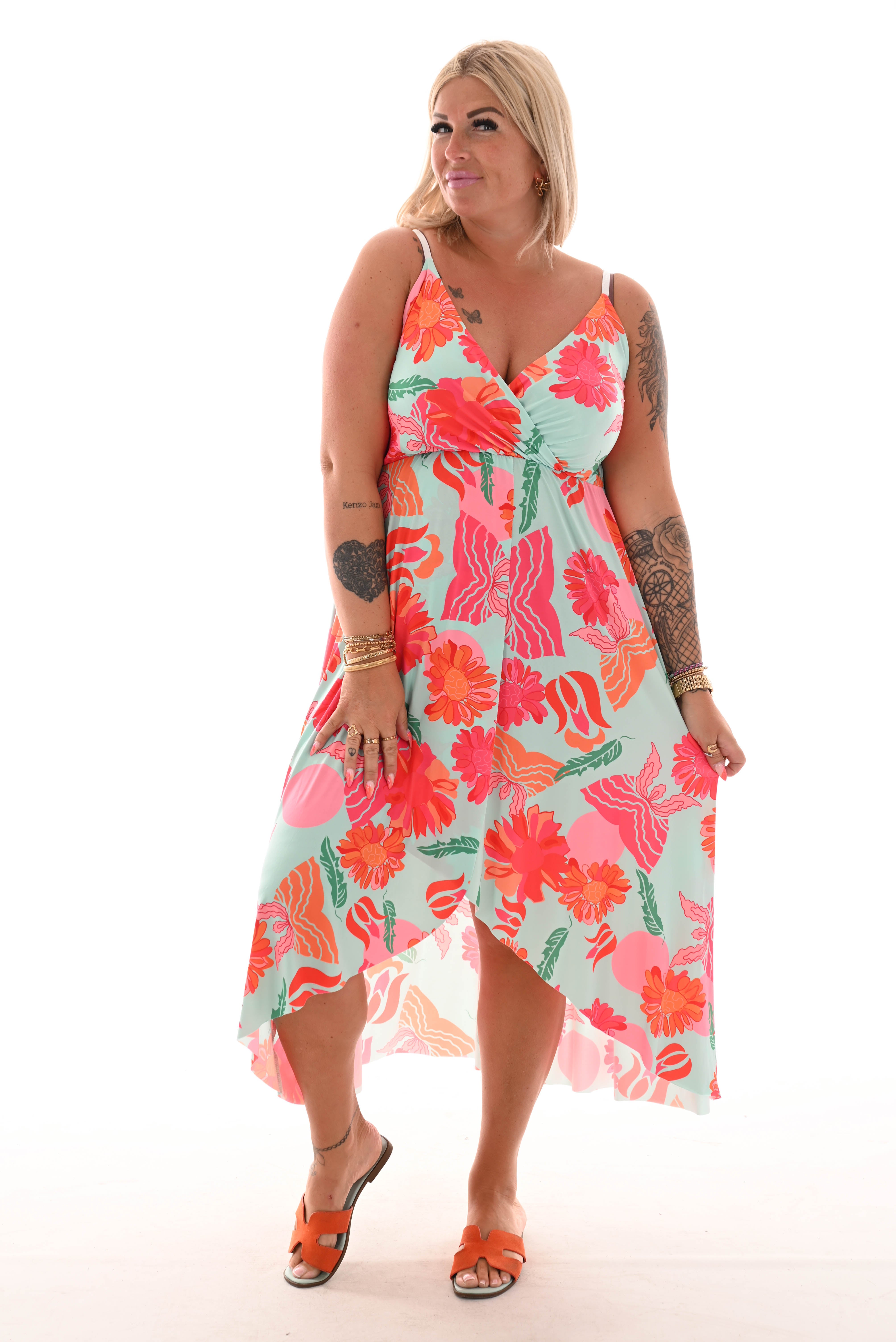 Lange jurk spaghetti bandjes bloemen print lichtblauw