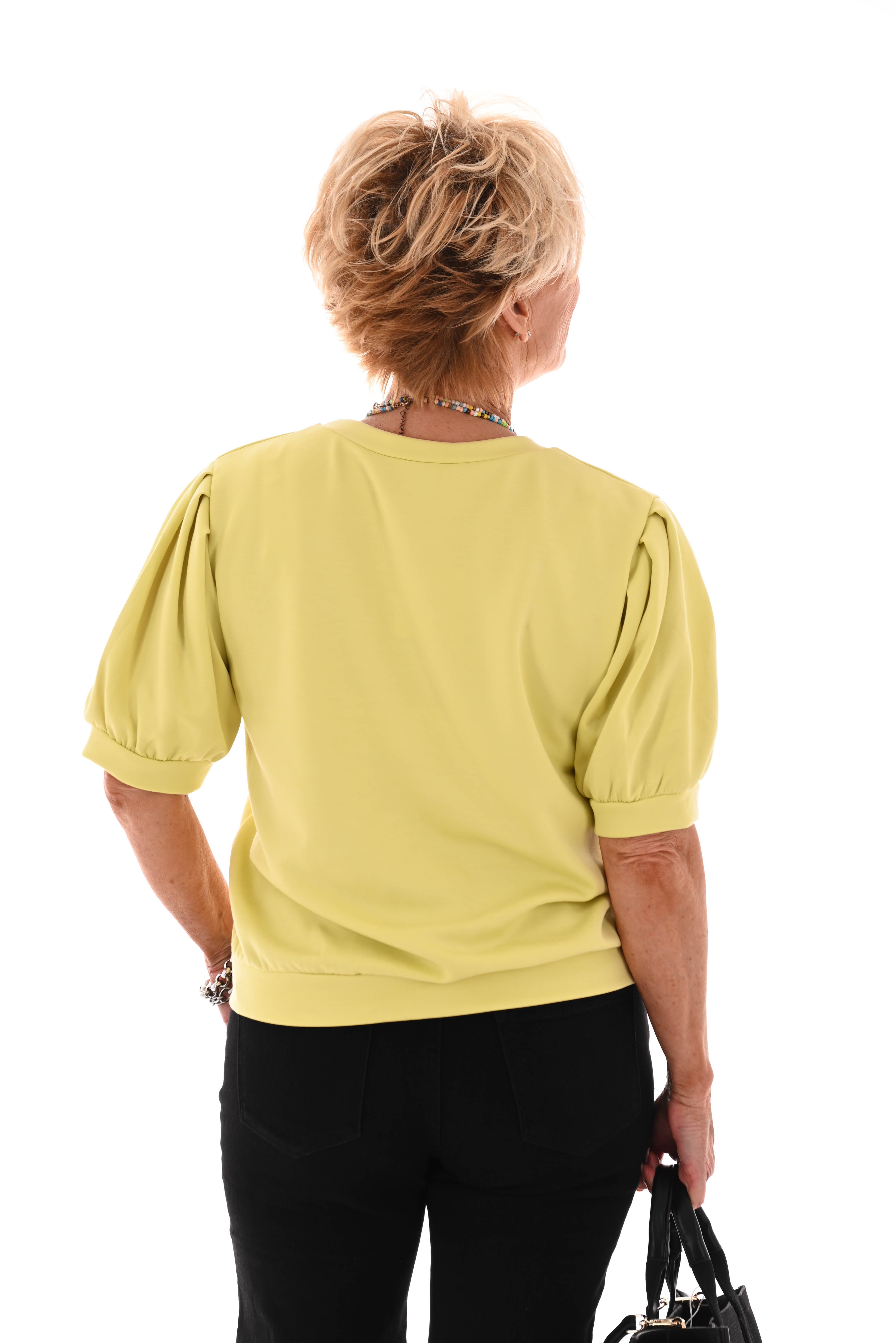 Sweater korte pofmouwen geel
