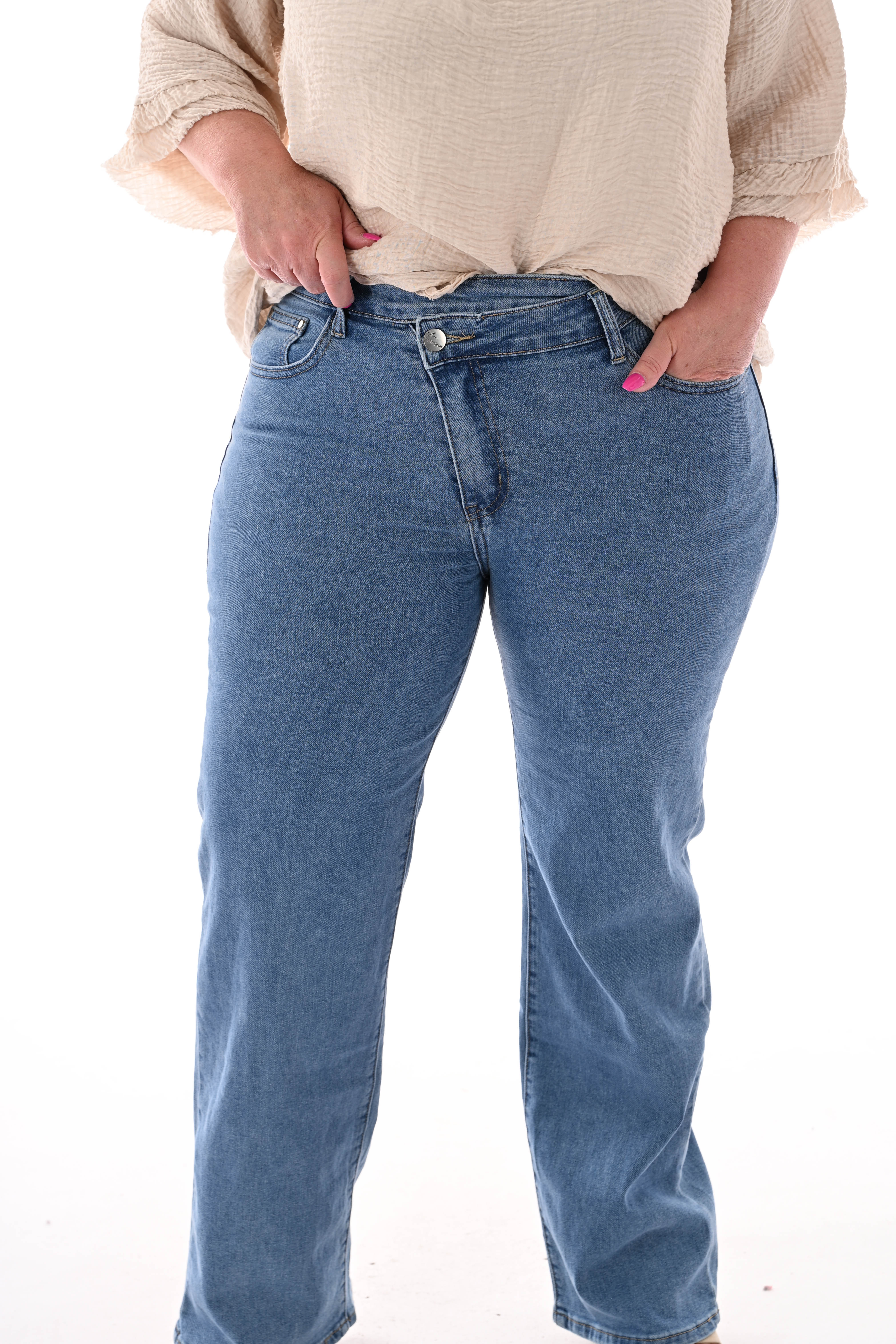 BS jeans wide leg schuine knoop middenblauw