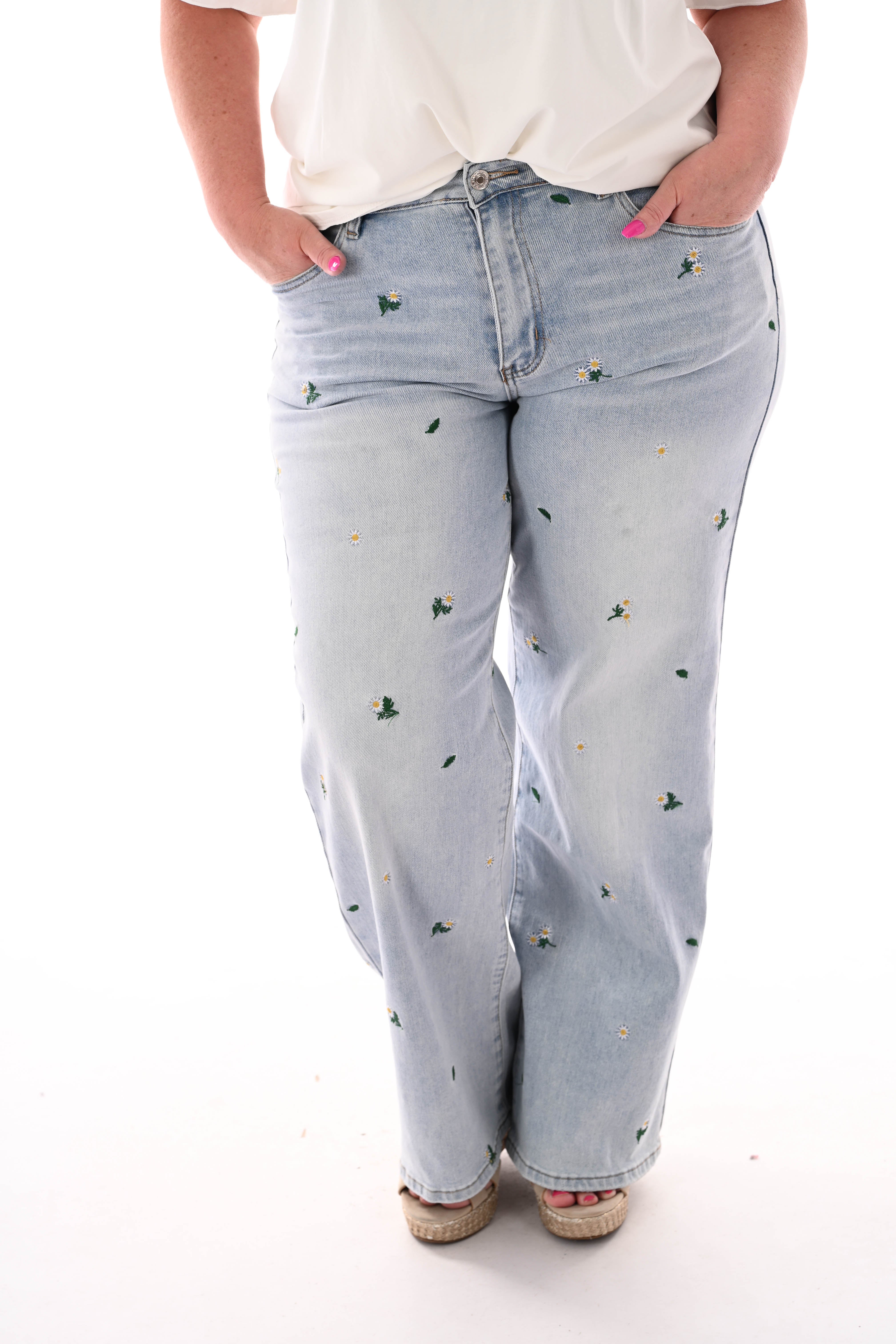 Monday jeans wide leg madeliefjes lichtblauw