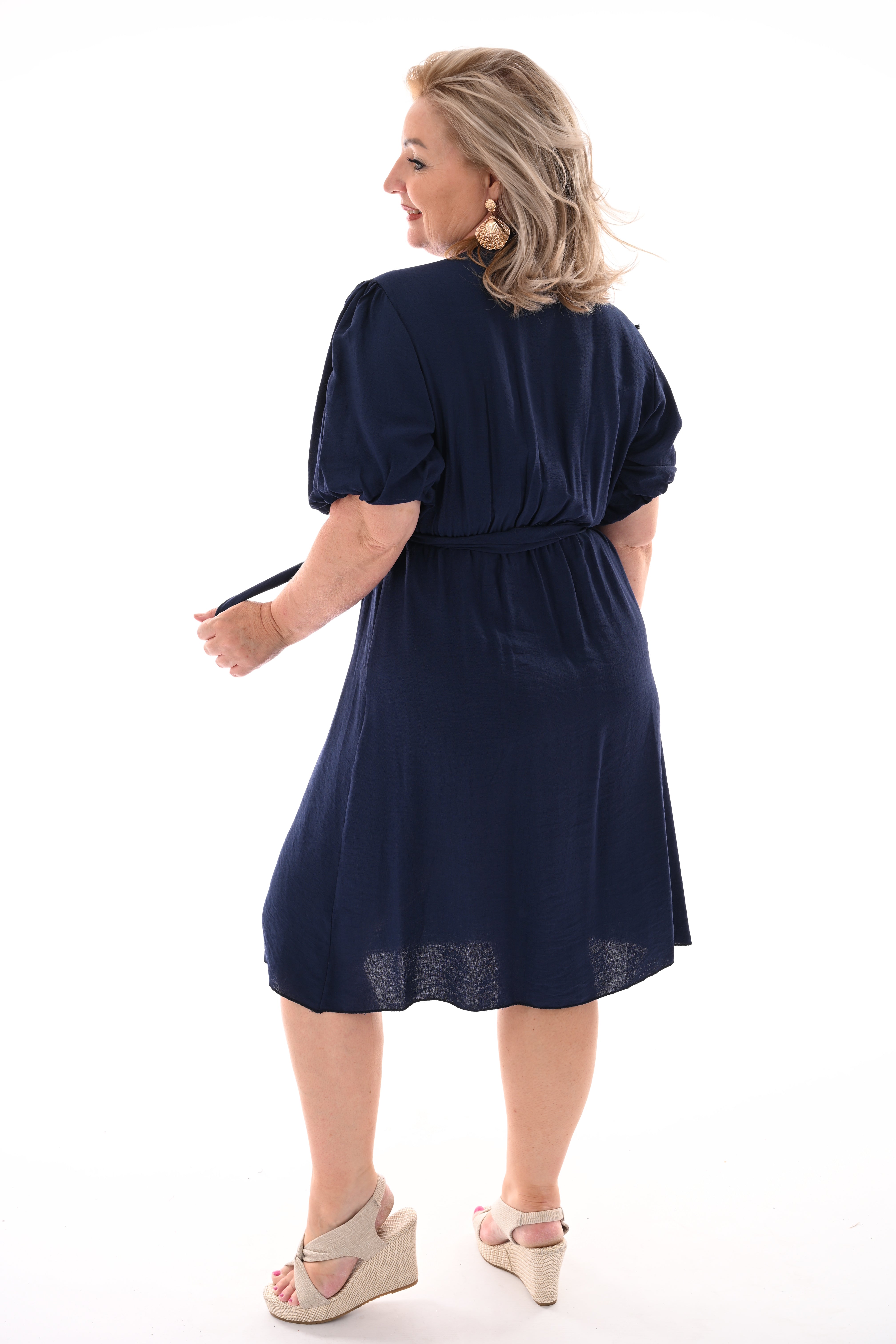 Korte jurk met ceintuur marineblauw