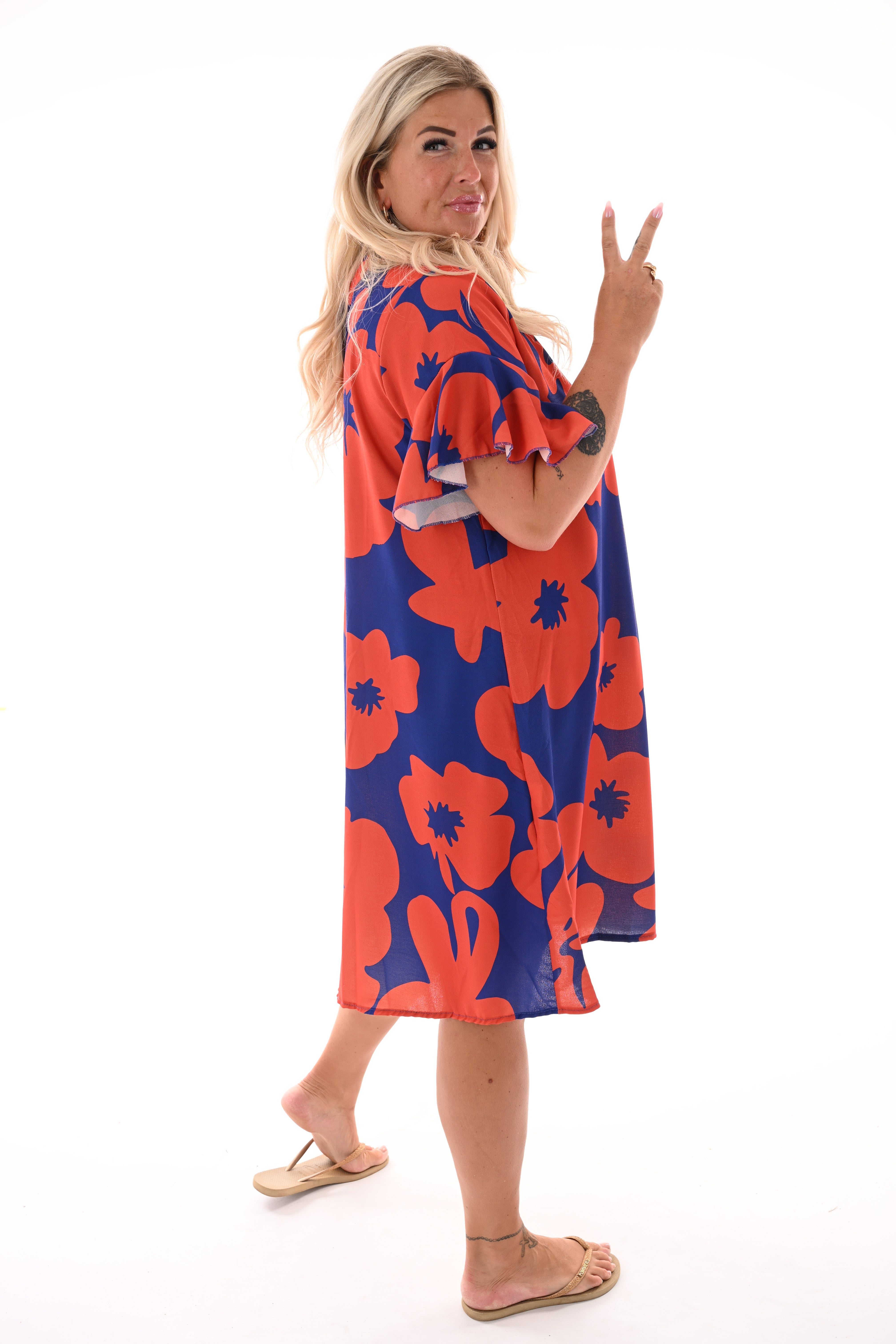 Jurk v-hals korte roezelmouwen print bloemen blauw/oranje
