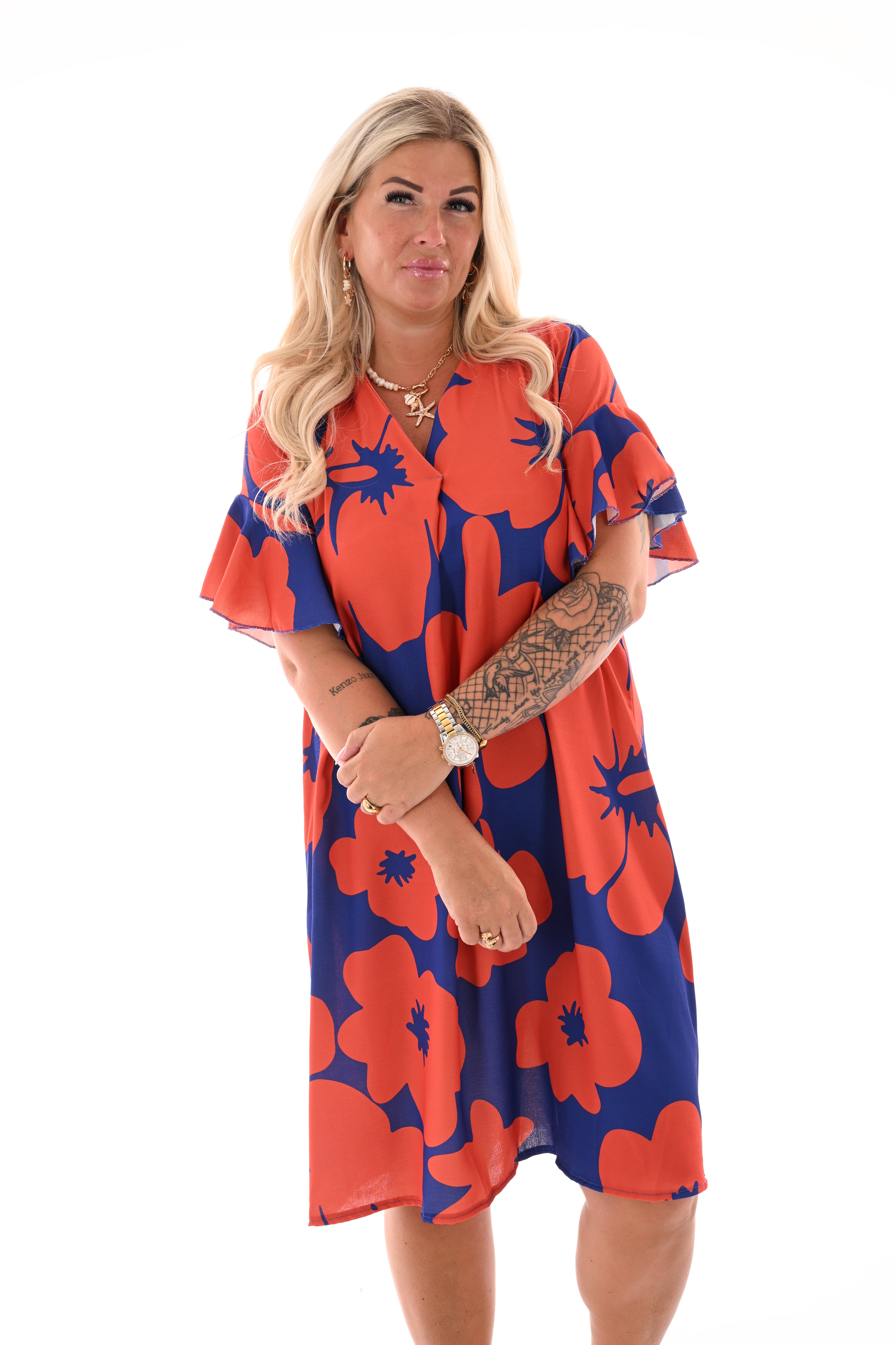 Jurk v-hals korte roezelmouwen print bloemen blauw/oranje