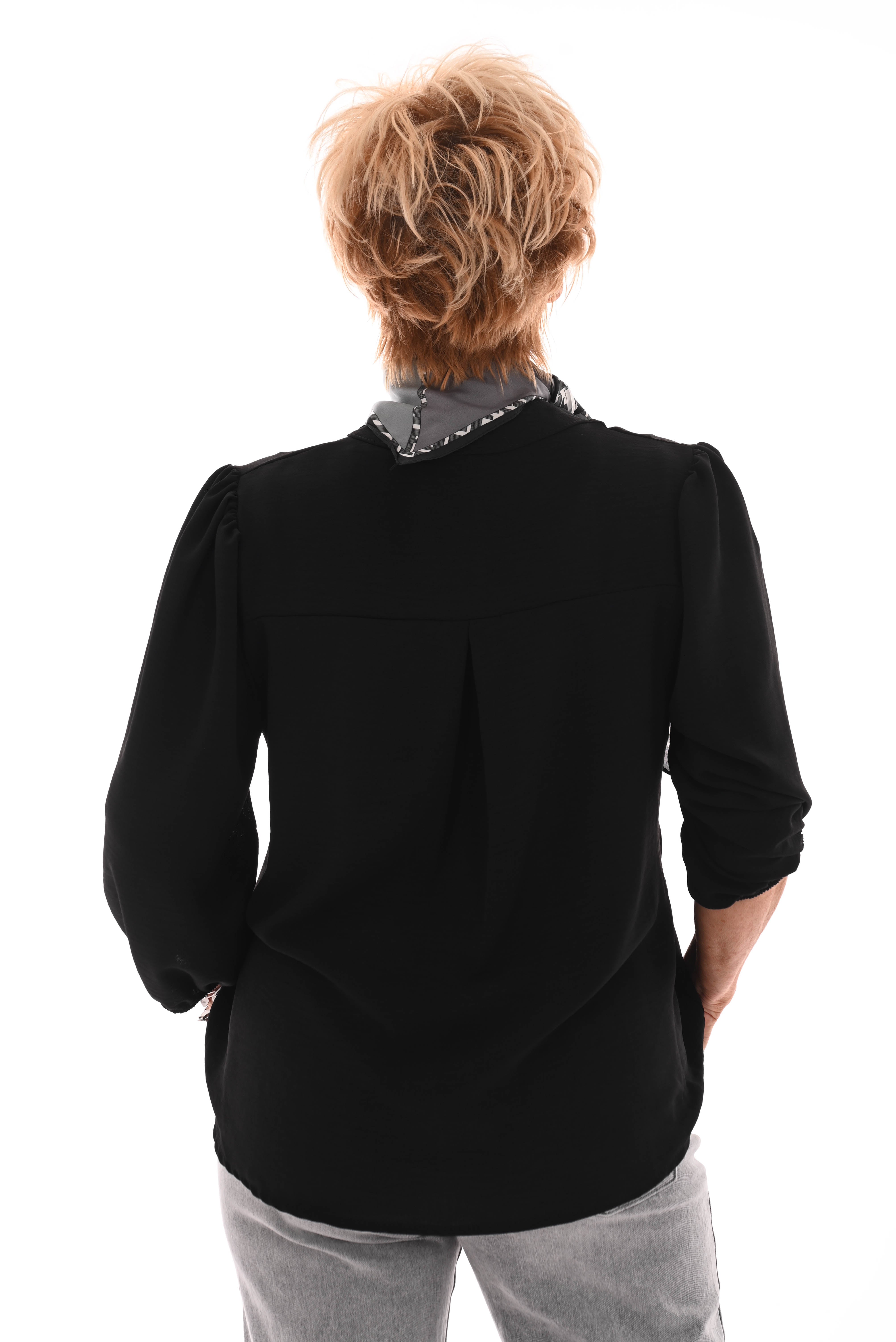 Top lange mouwen v-hals uni zwart