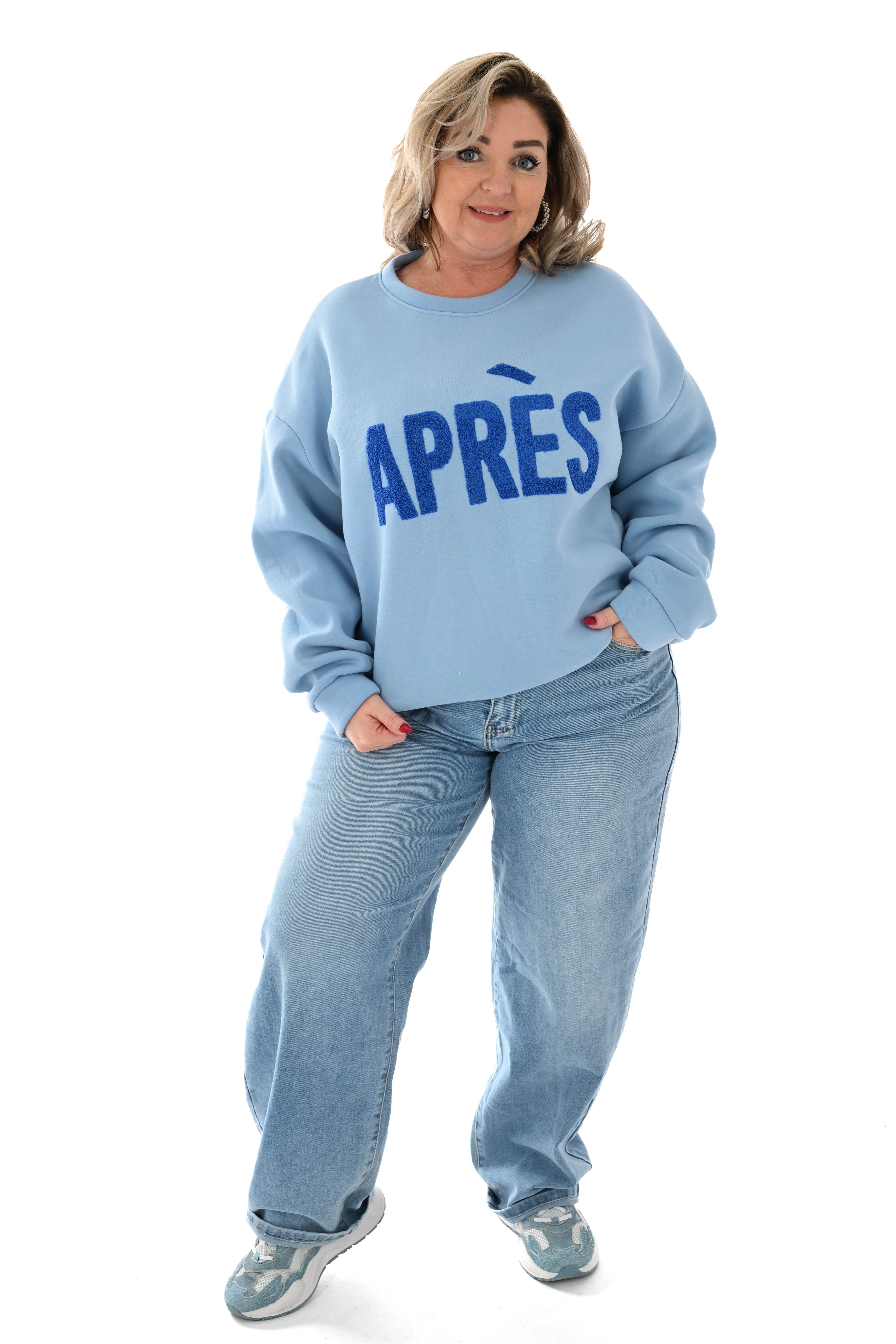 Sweater apres lichtblauw