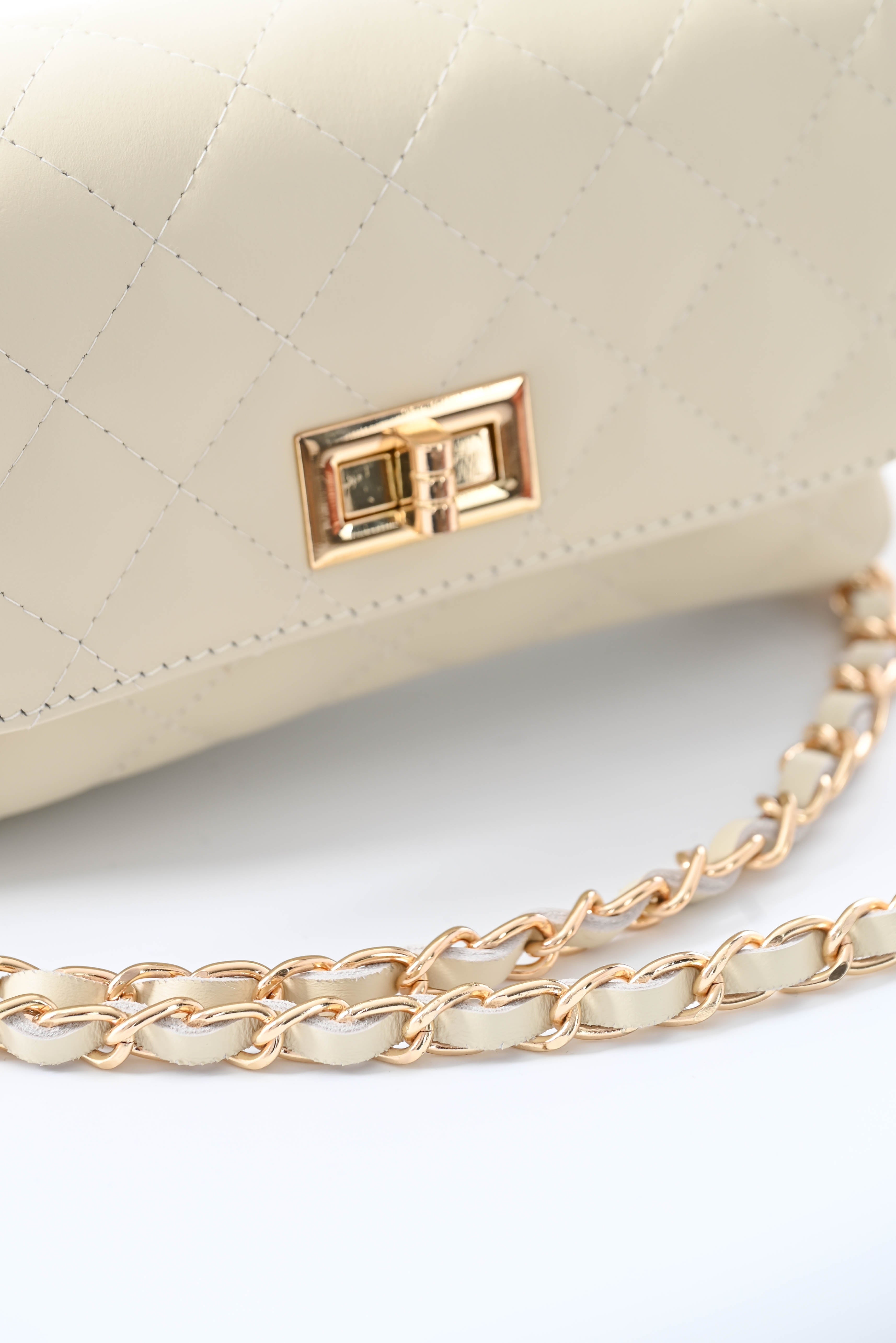 Kleine leren schoudertas creme/goud