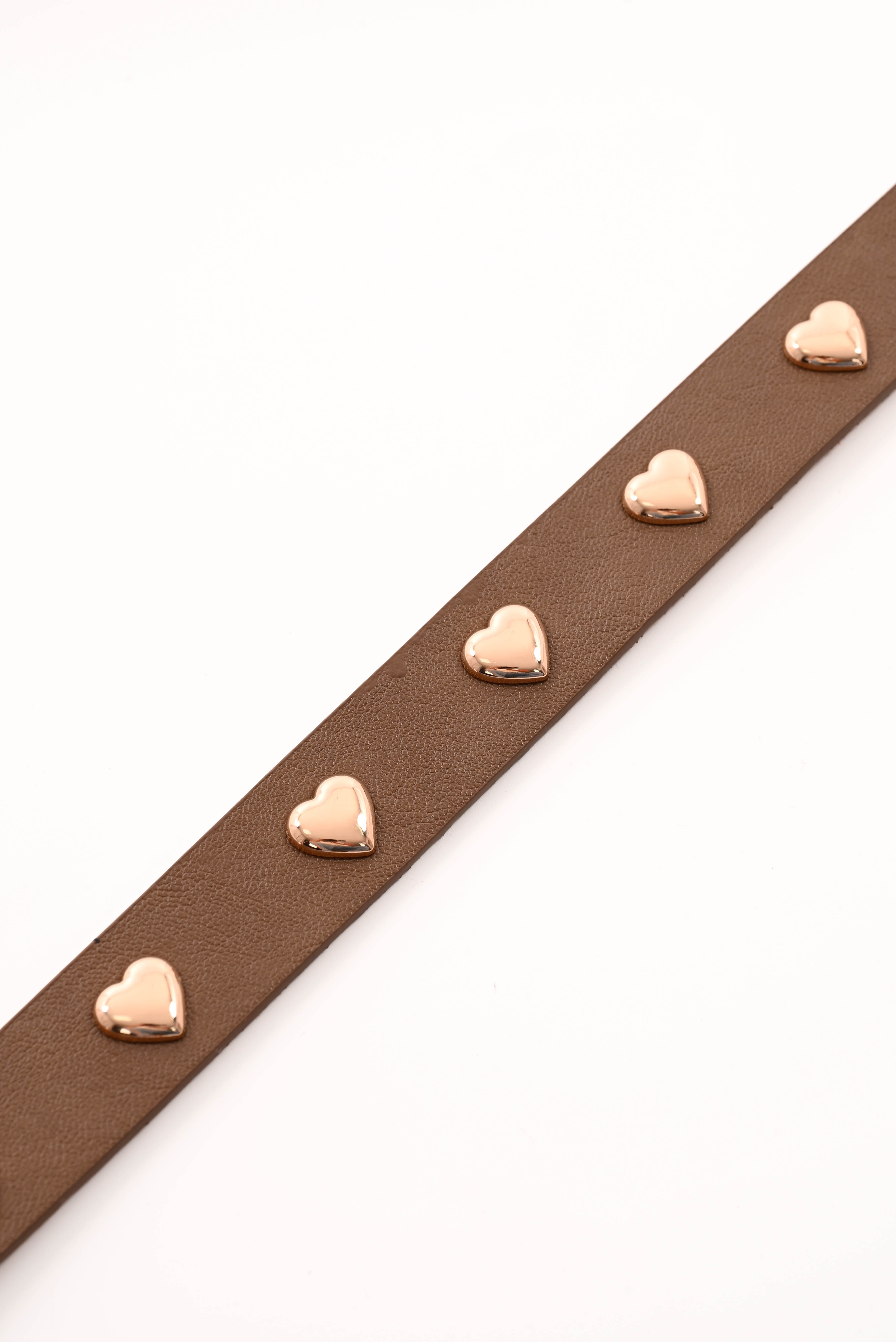 Riem met stud hartjes bruin