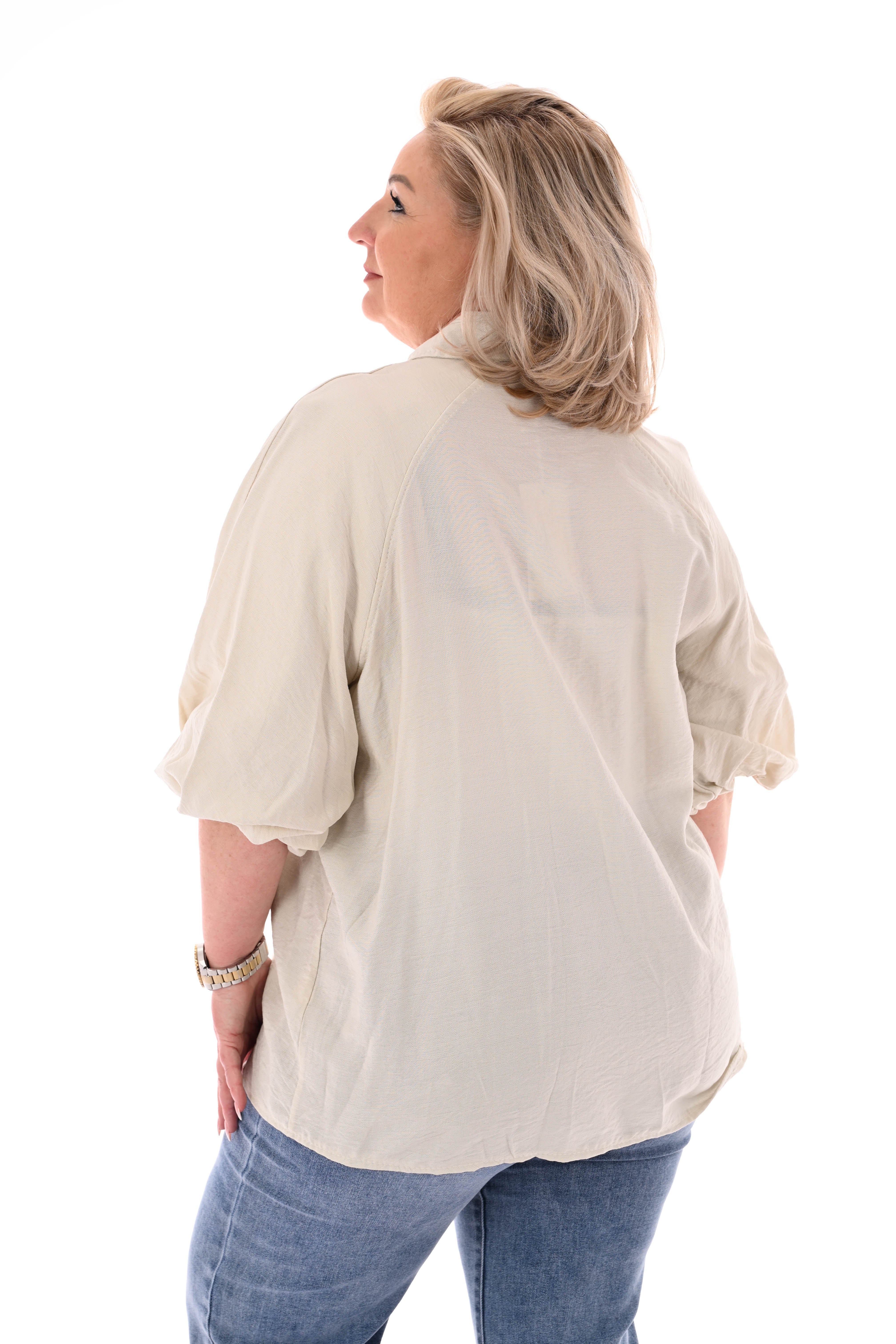 Doorknoop blouse kraag korte pofmouwen beige