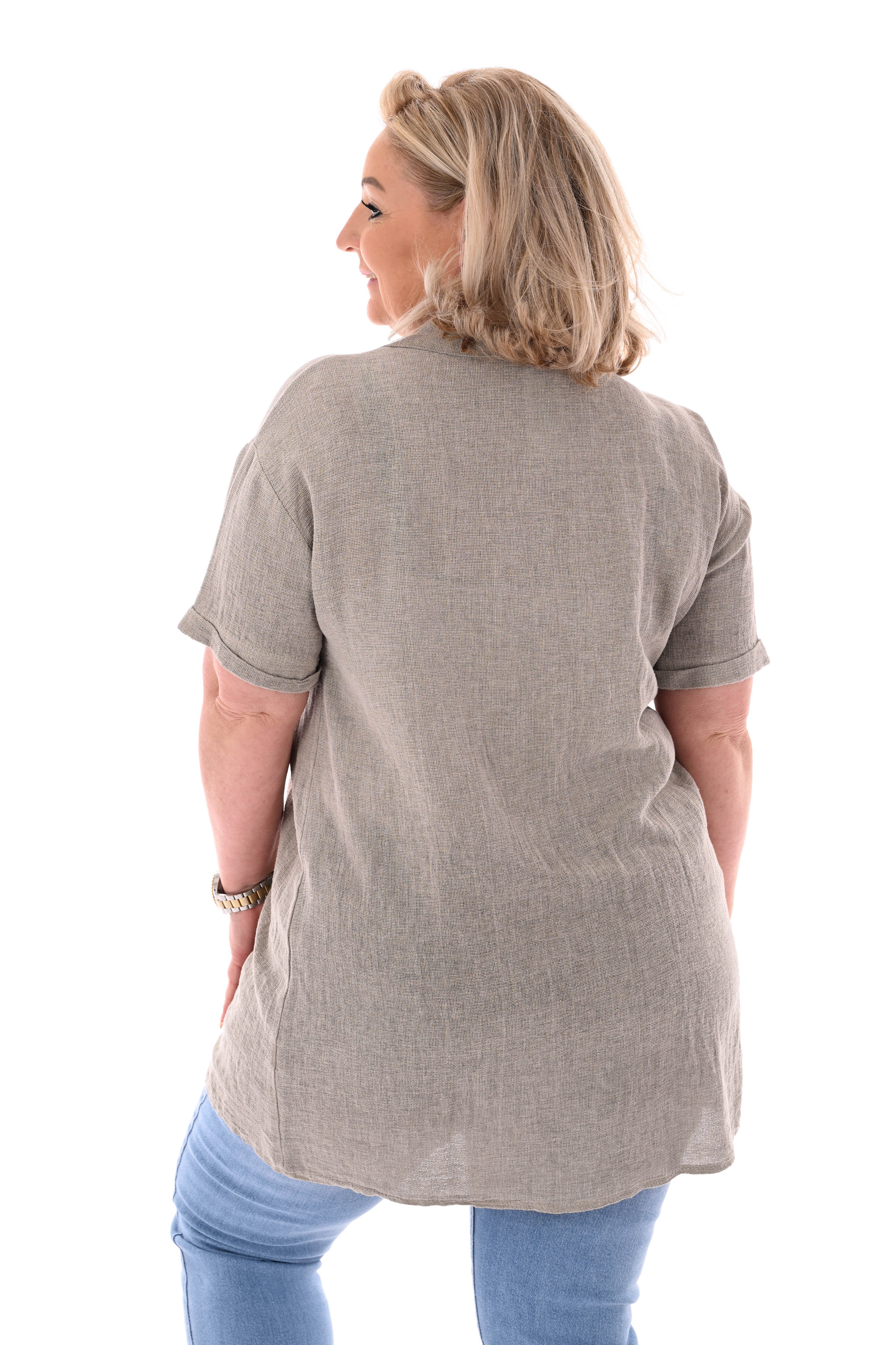 Lange doorknoop blouse korte mouwen uni taupe