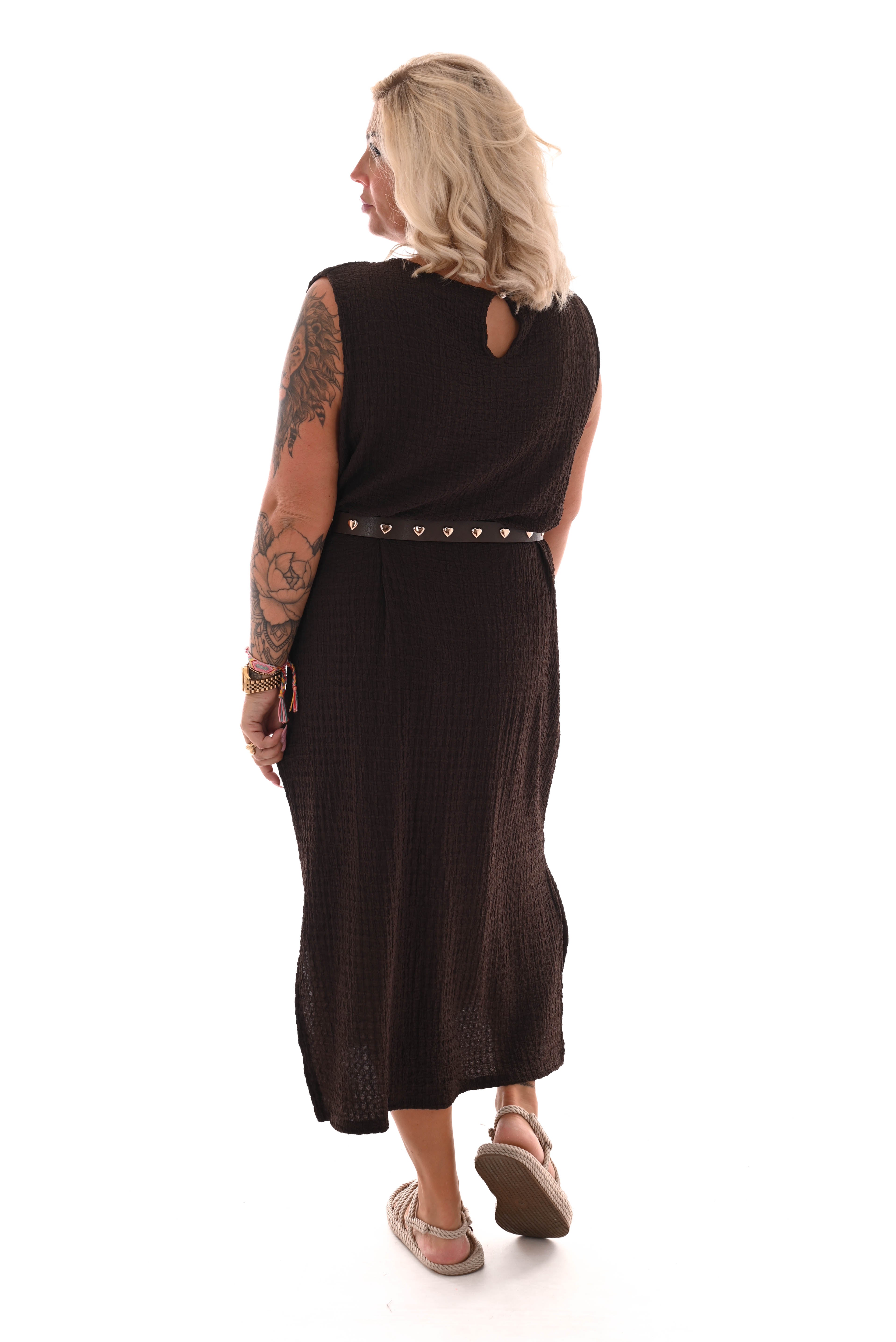 Lange jurk mouwloos crepe bruin