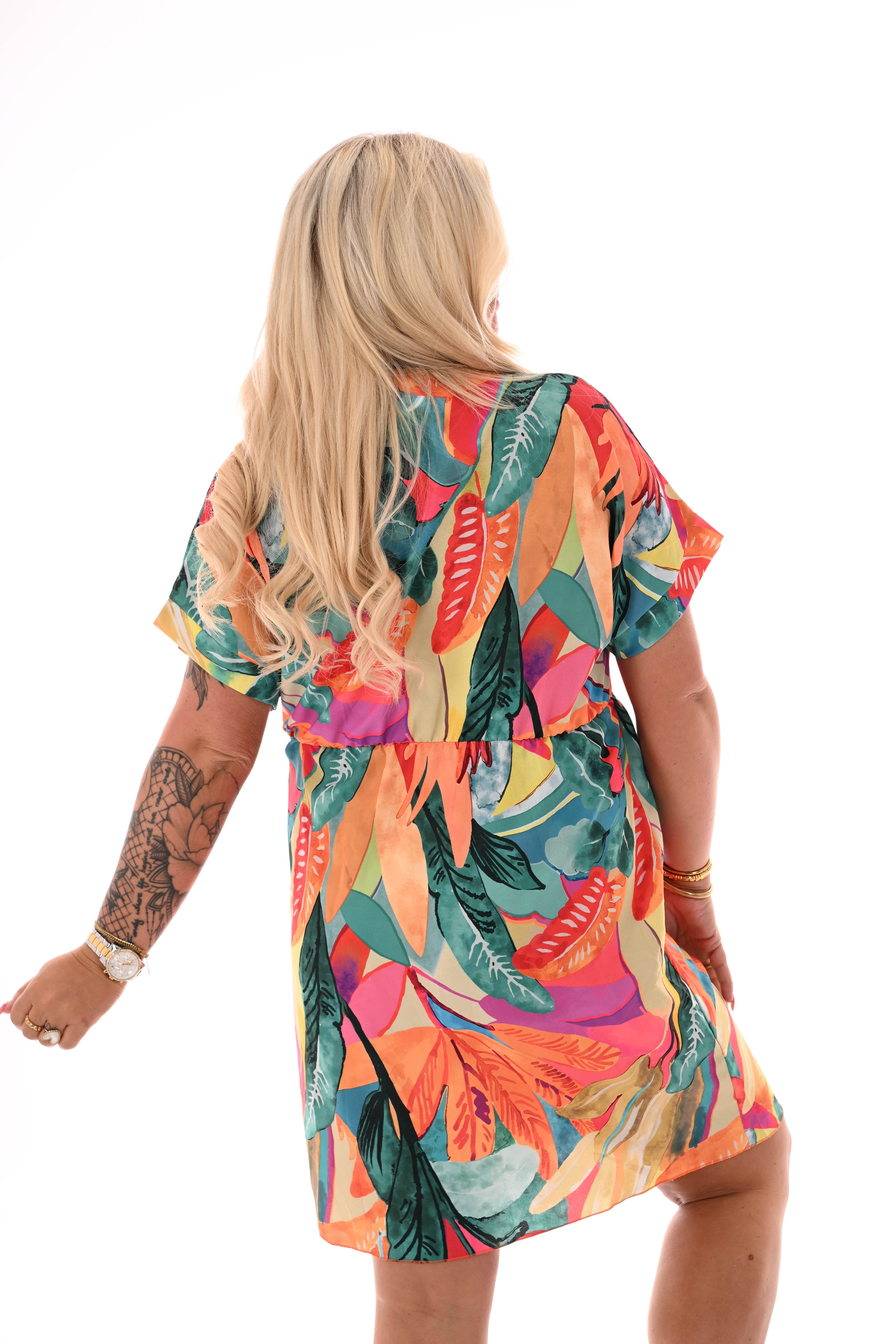 Korte overslag jurk print blad turquoise/roze