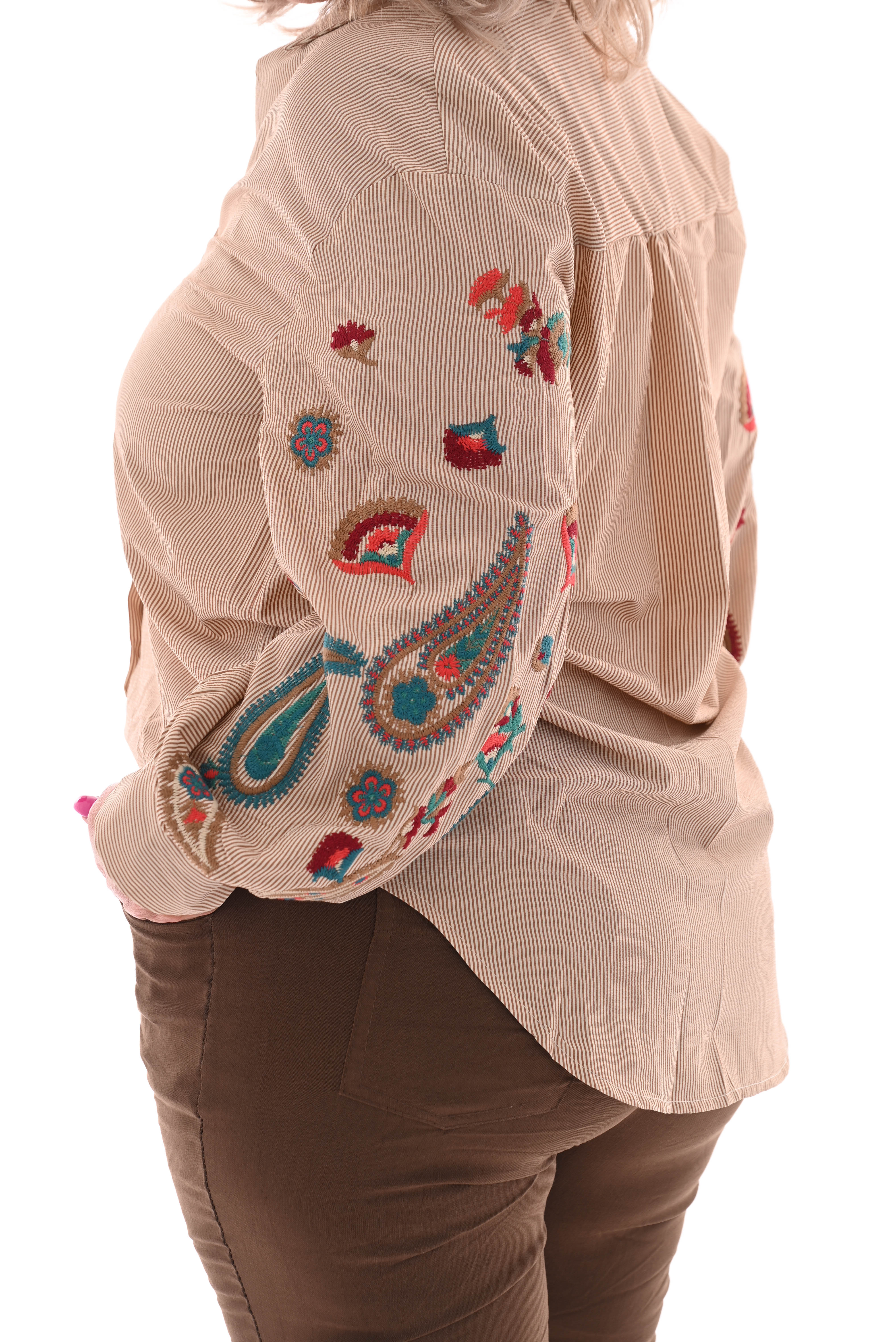 Blouse paisley mouwdetail beige