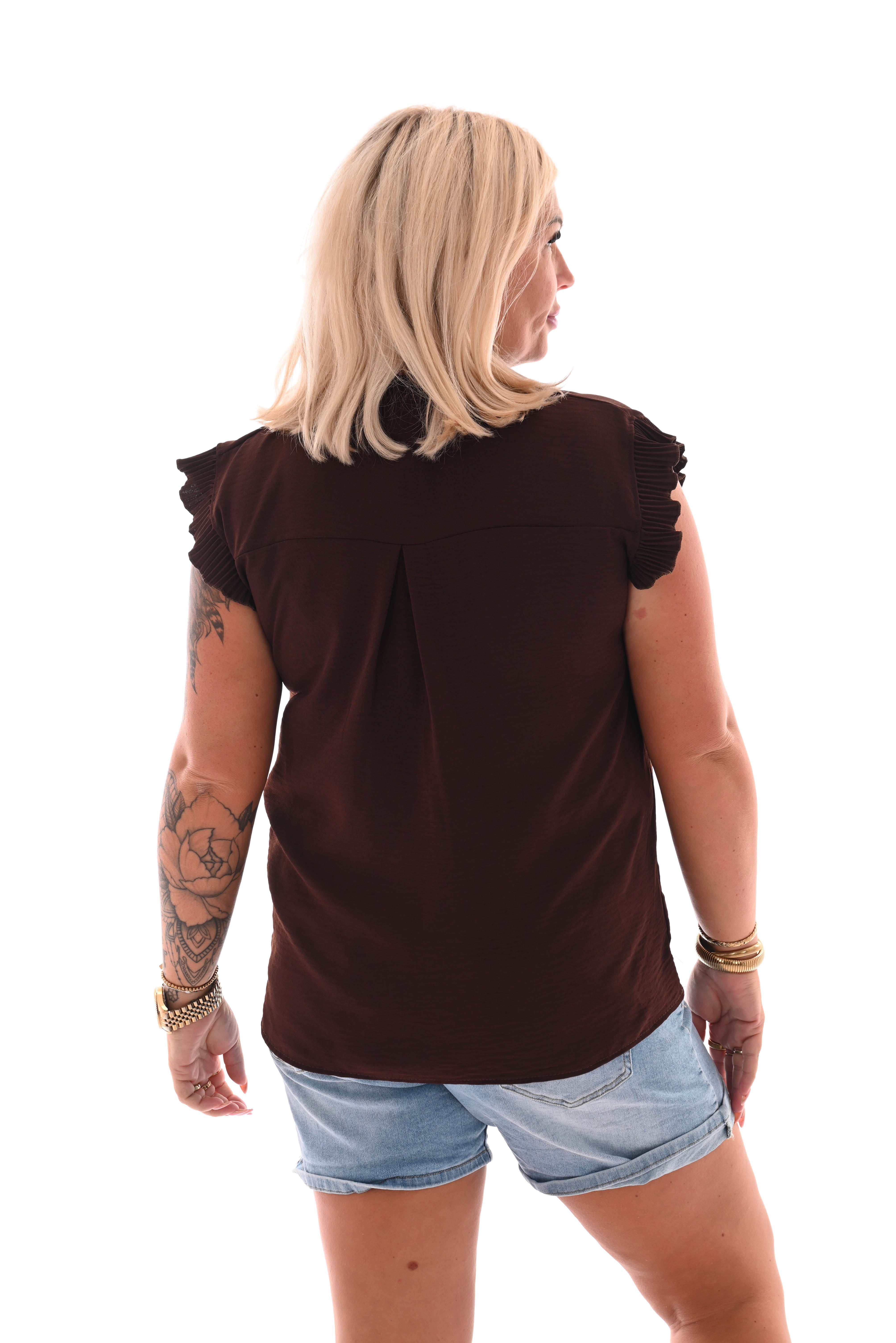 Top v-hals korte plisse mouwen bruin