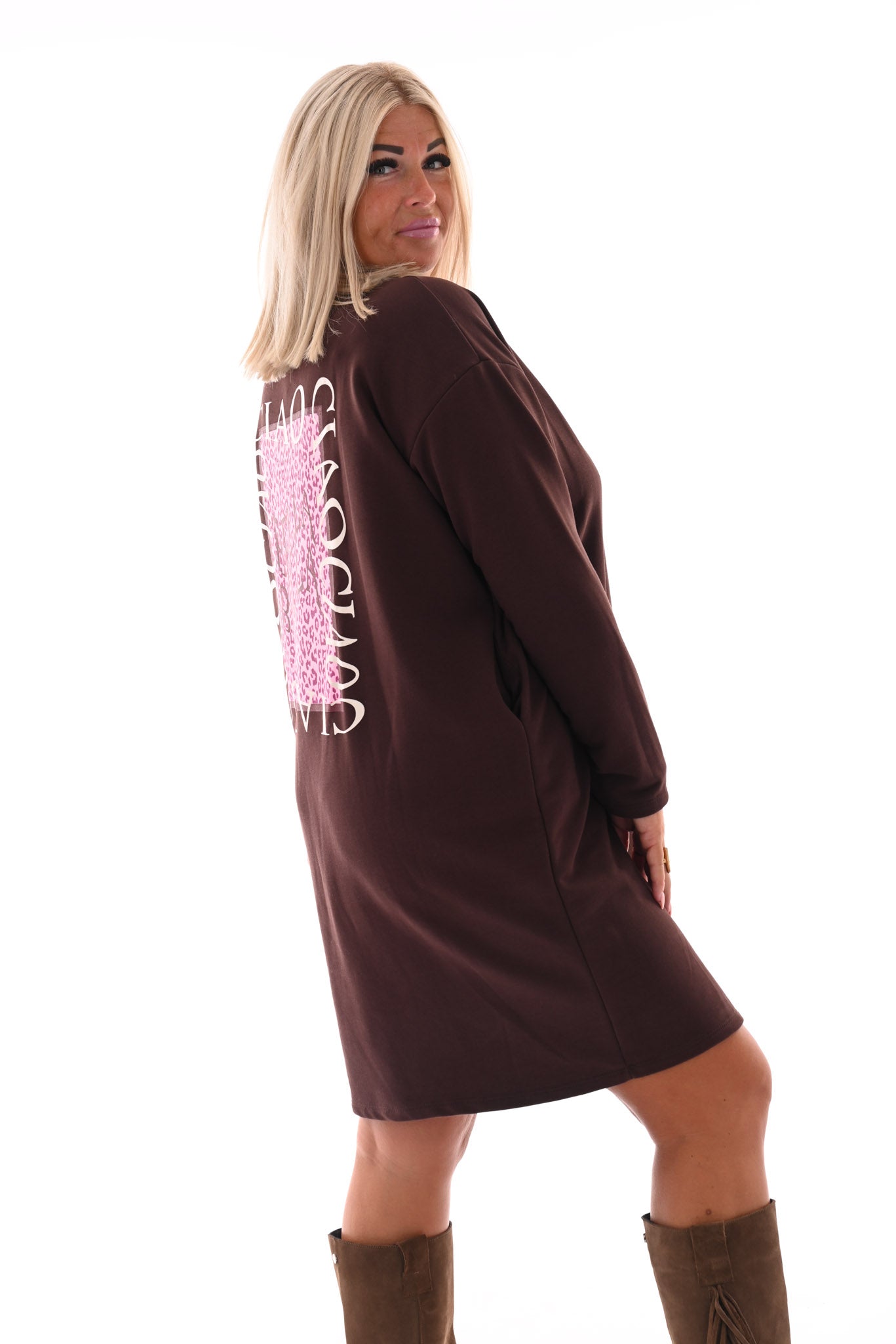 Sweaterdress v-hals ciao bella donkerbruin