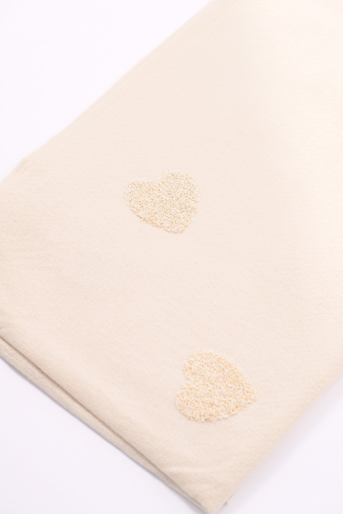 Sjaal teddy hartjes met lurex roomwit