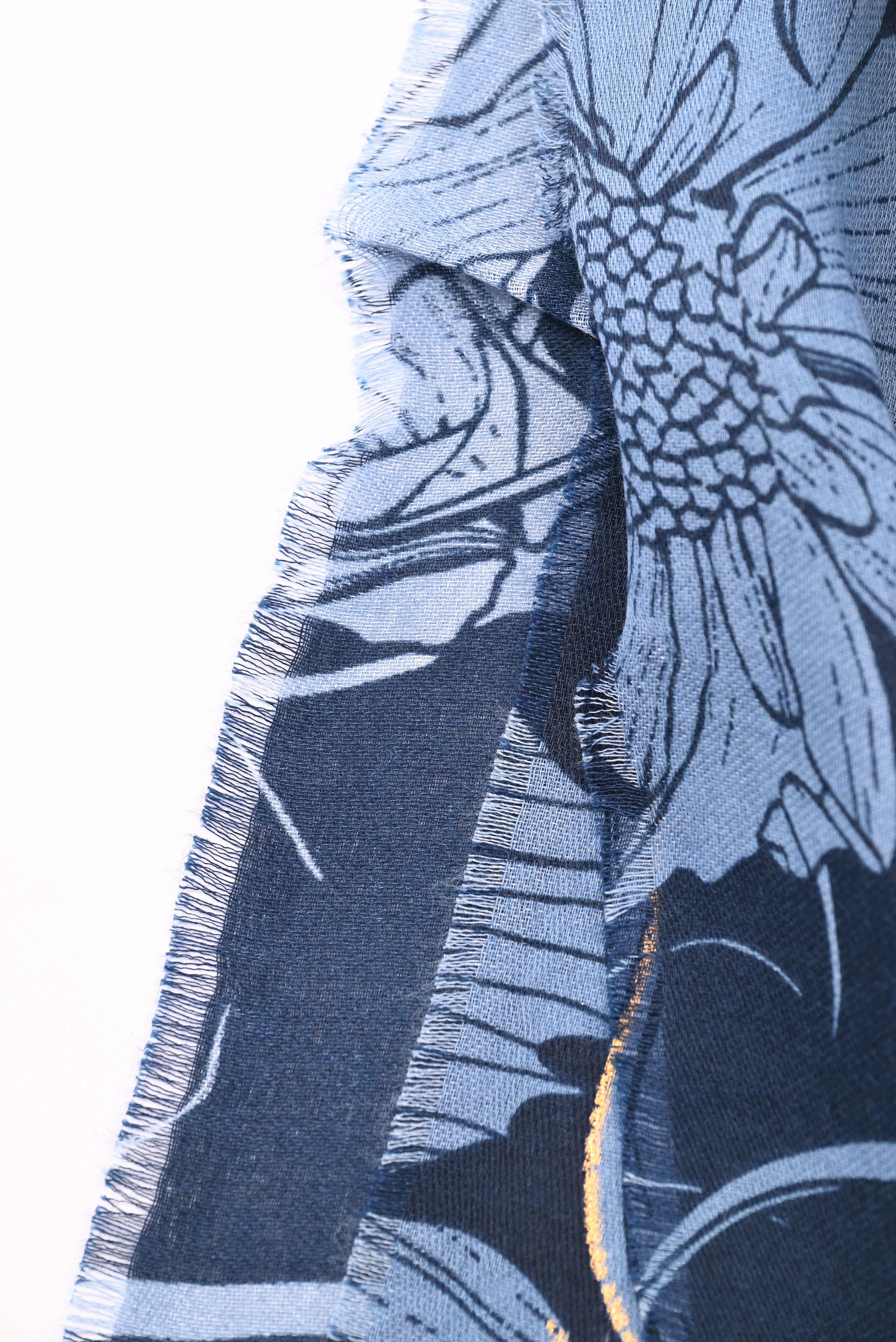 Sjaal grote bloemen marineblauw