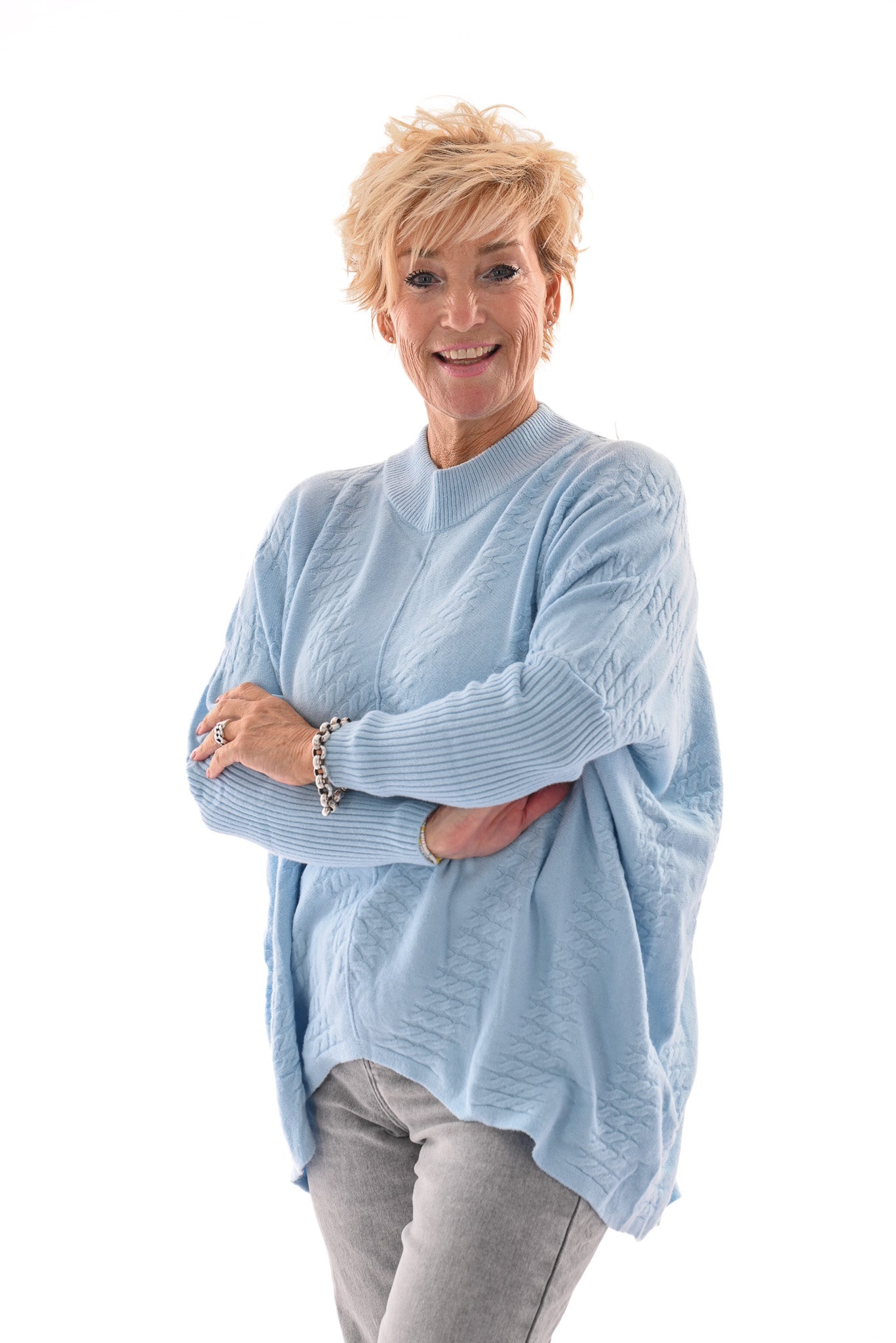 Trui kabels met wijde uitloop lichtblauw