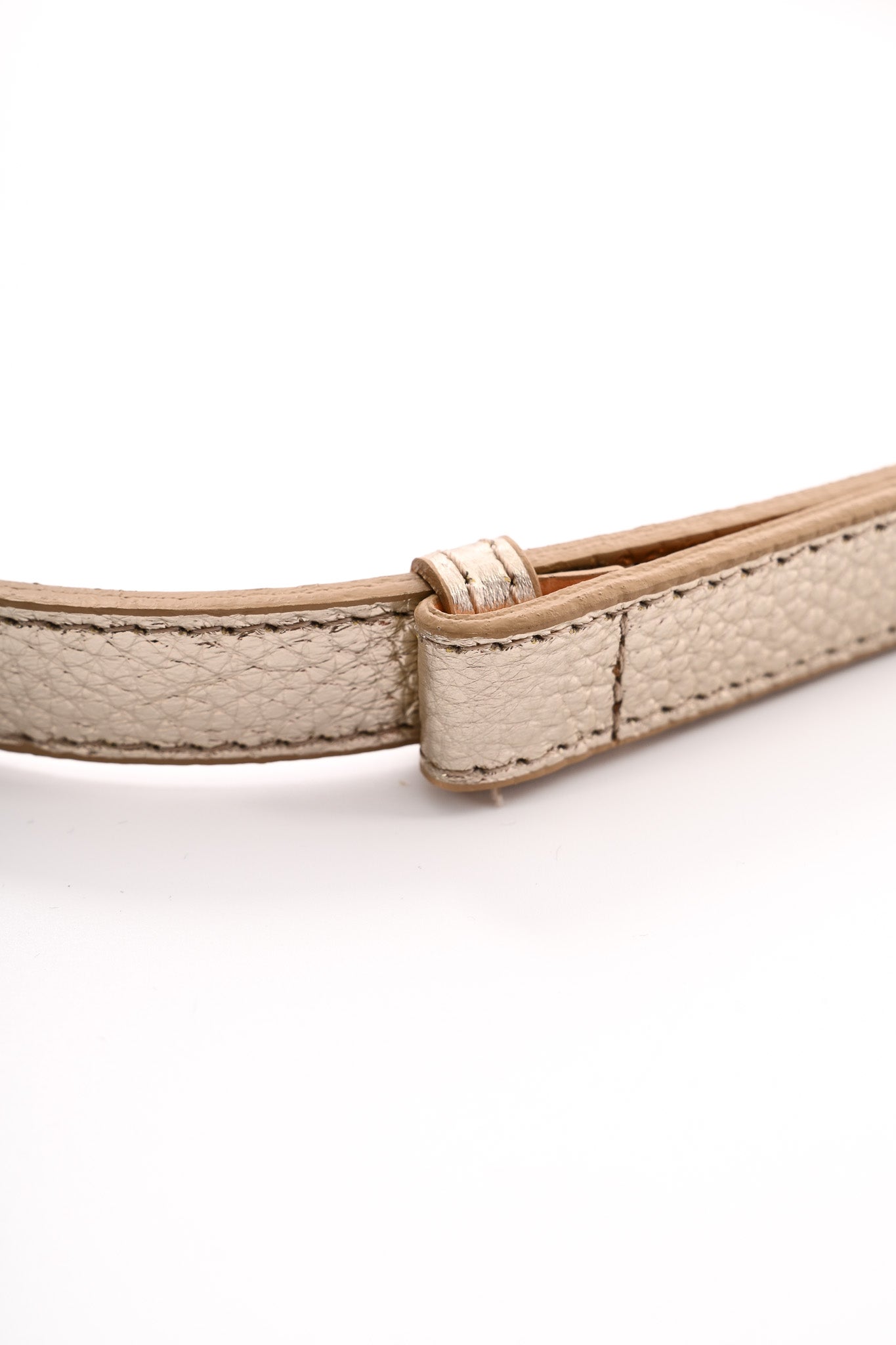 Leren smalle riem met gesp goud