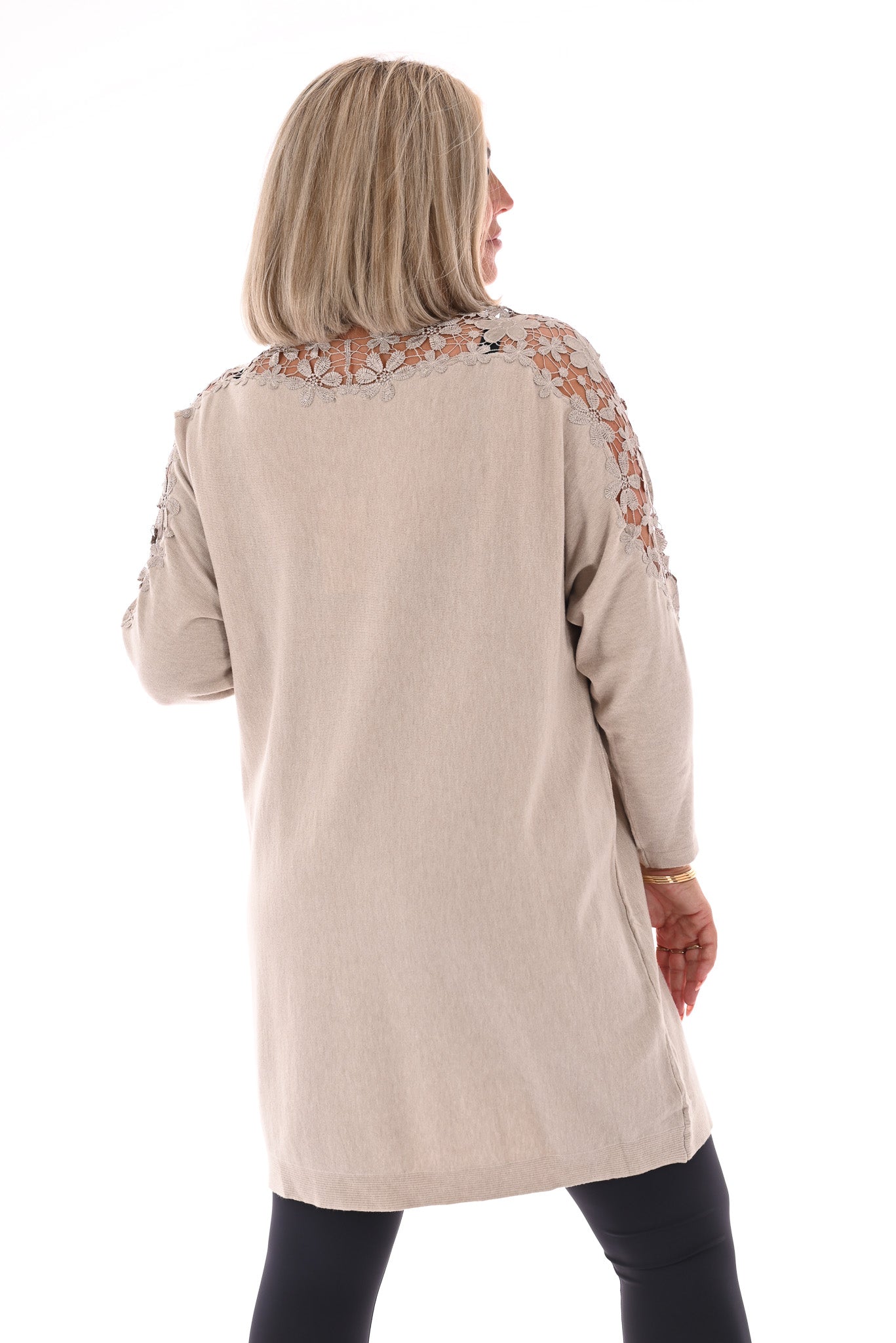 Tuniek bloemenhals beige