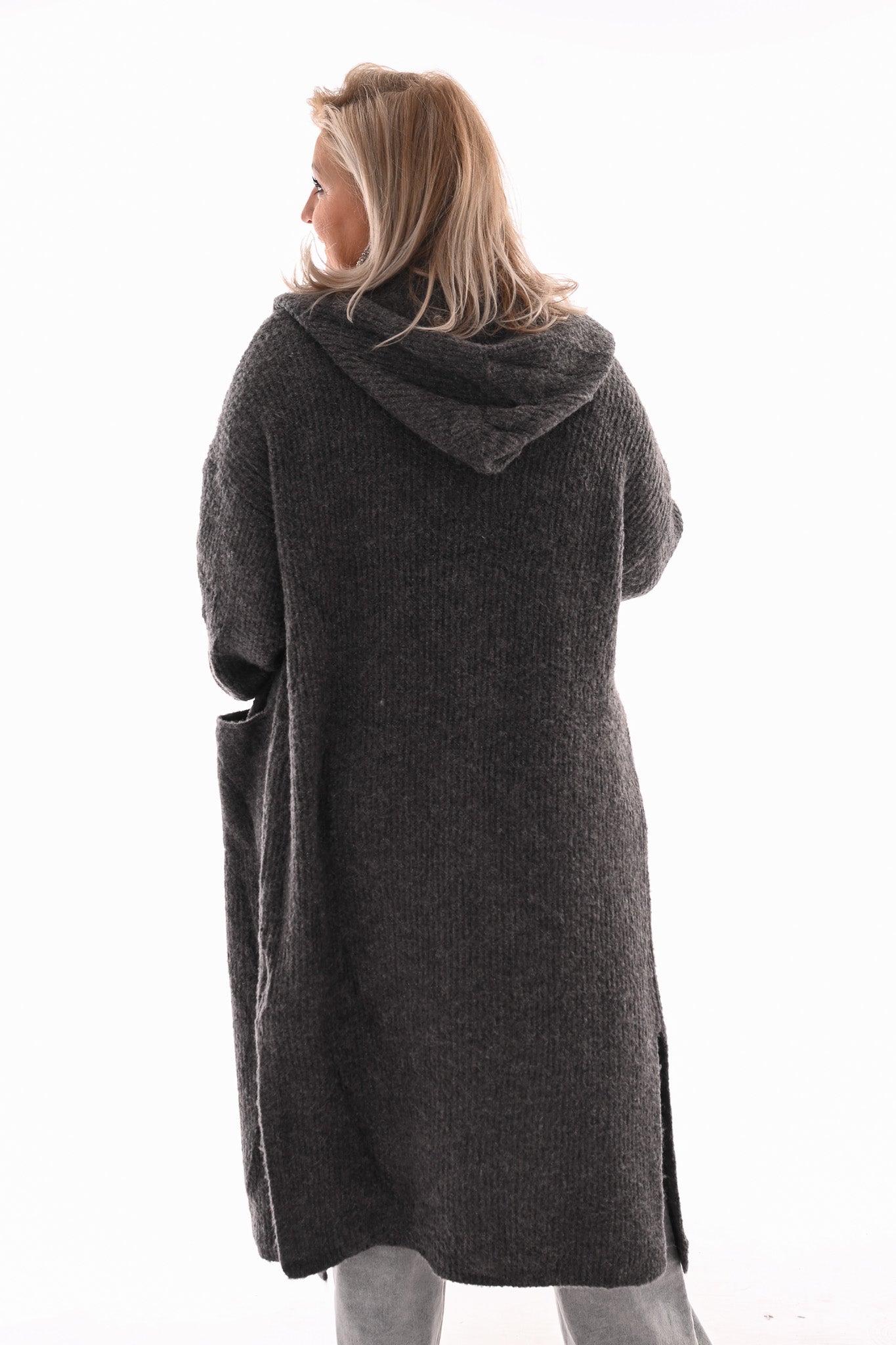 Lang gebreid vest met capuchon antraciet