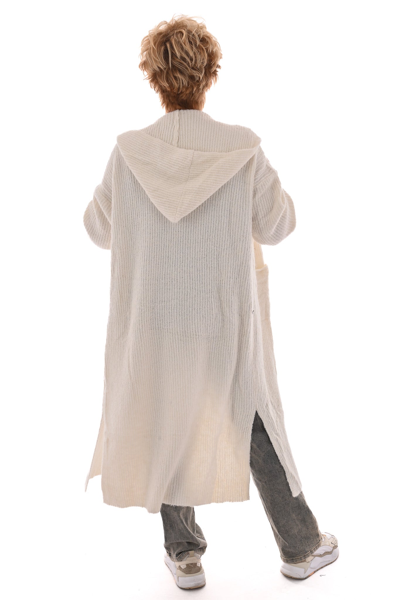 Lang gebreid vest met capuchon roomwit