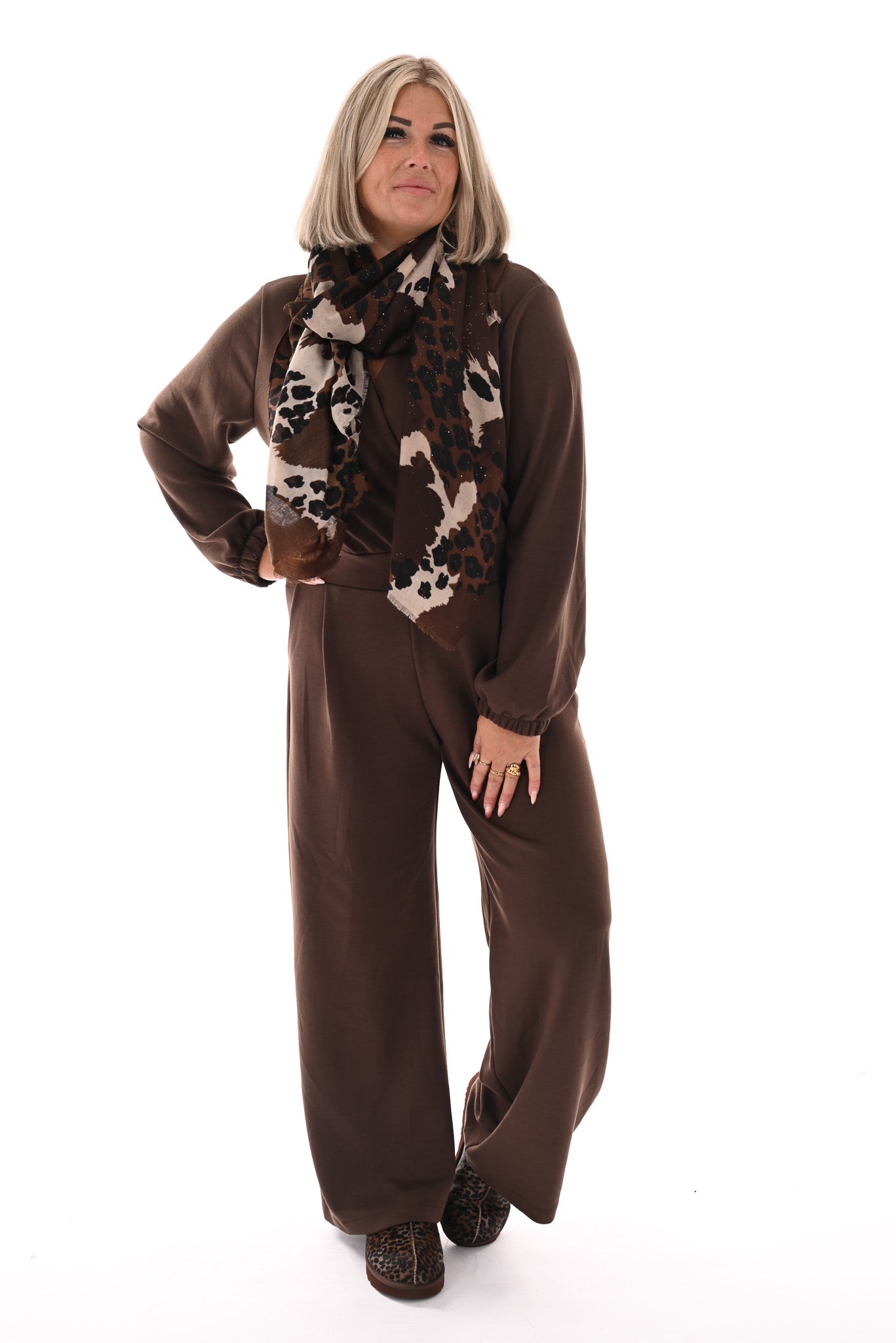 Jumpsuit deluxe v-hals uni bruin