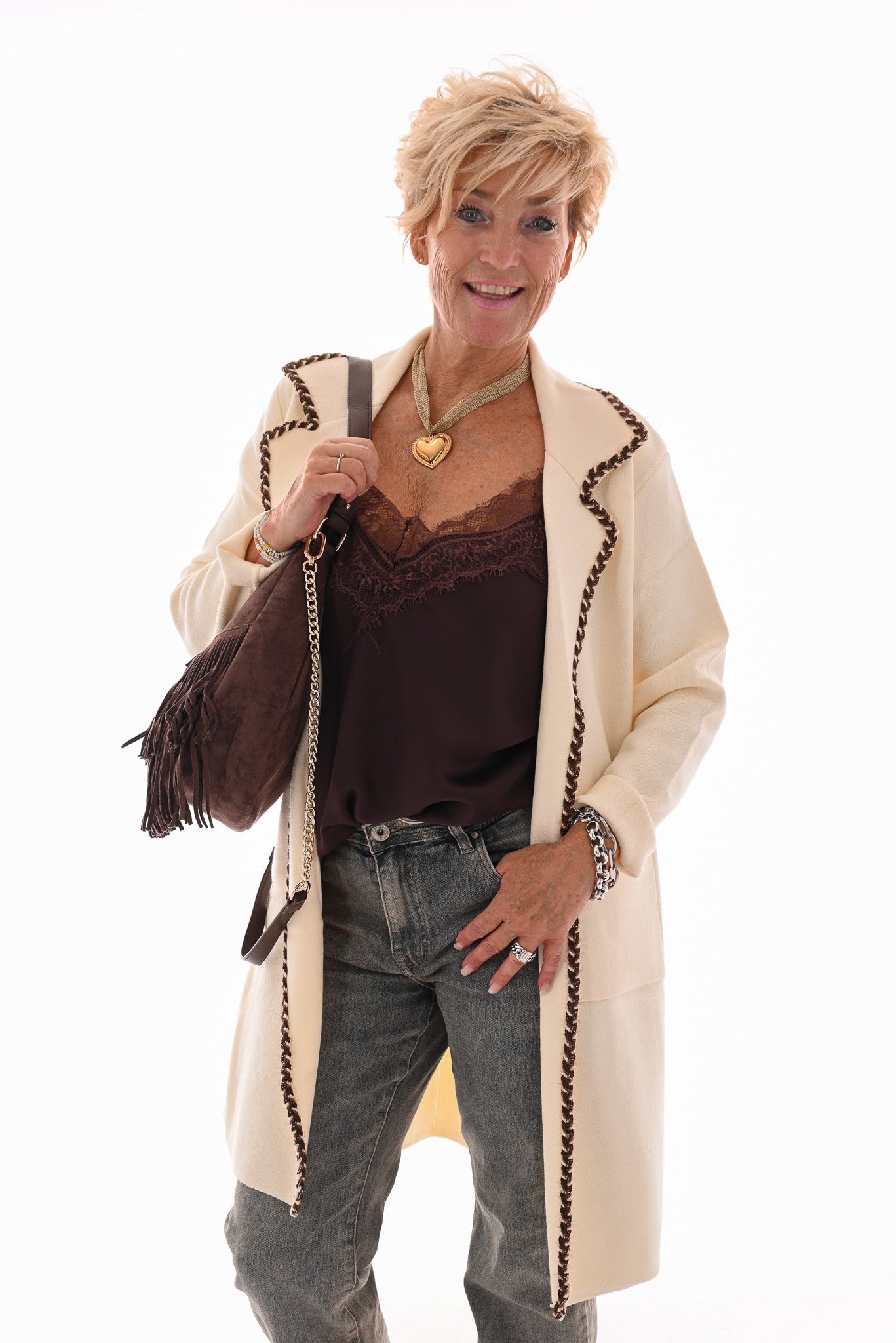Half lang vest met kraag rand detail creme
