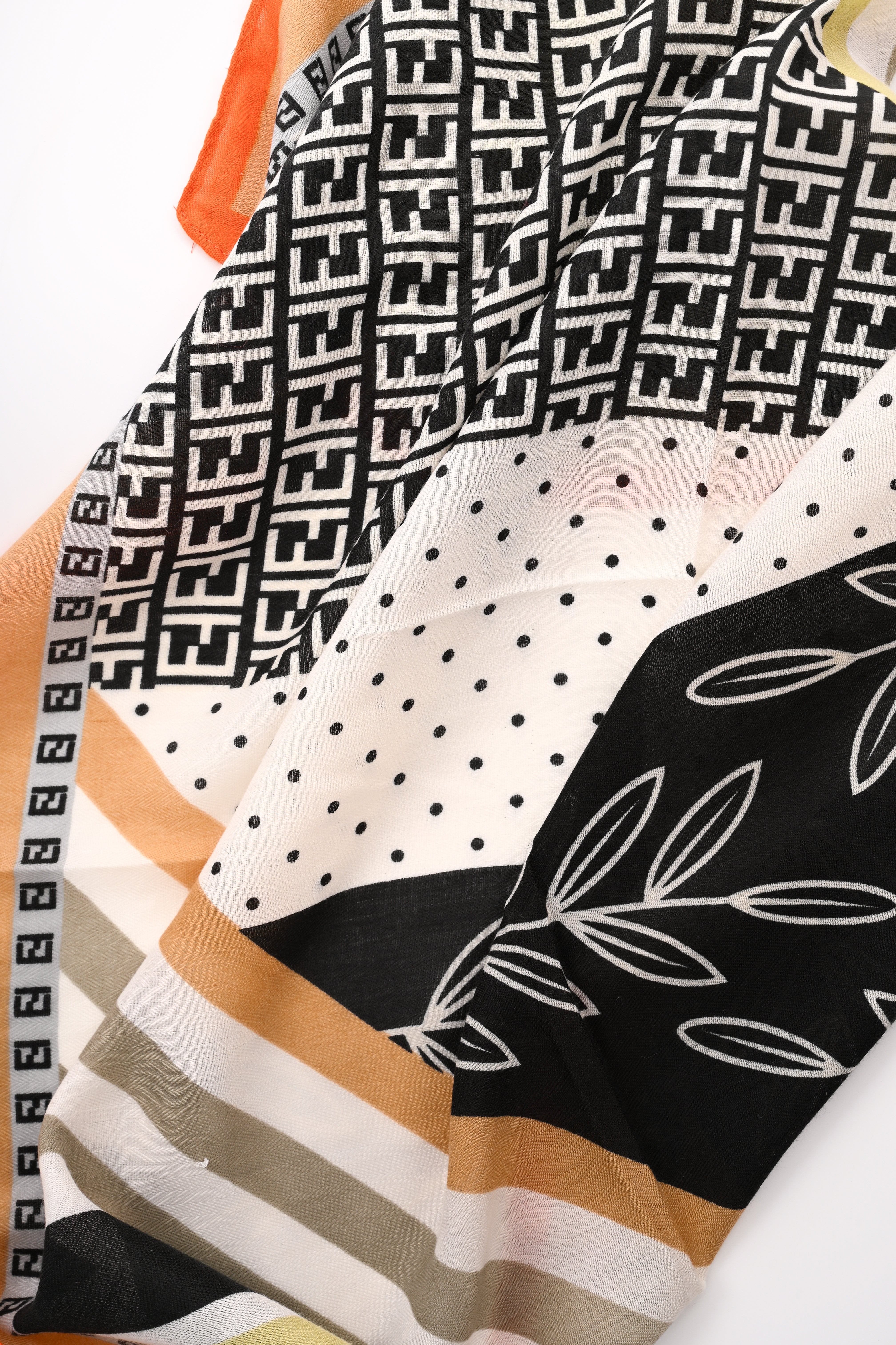 Kort sjaaltje maze oranje