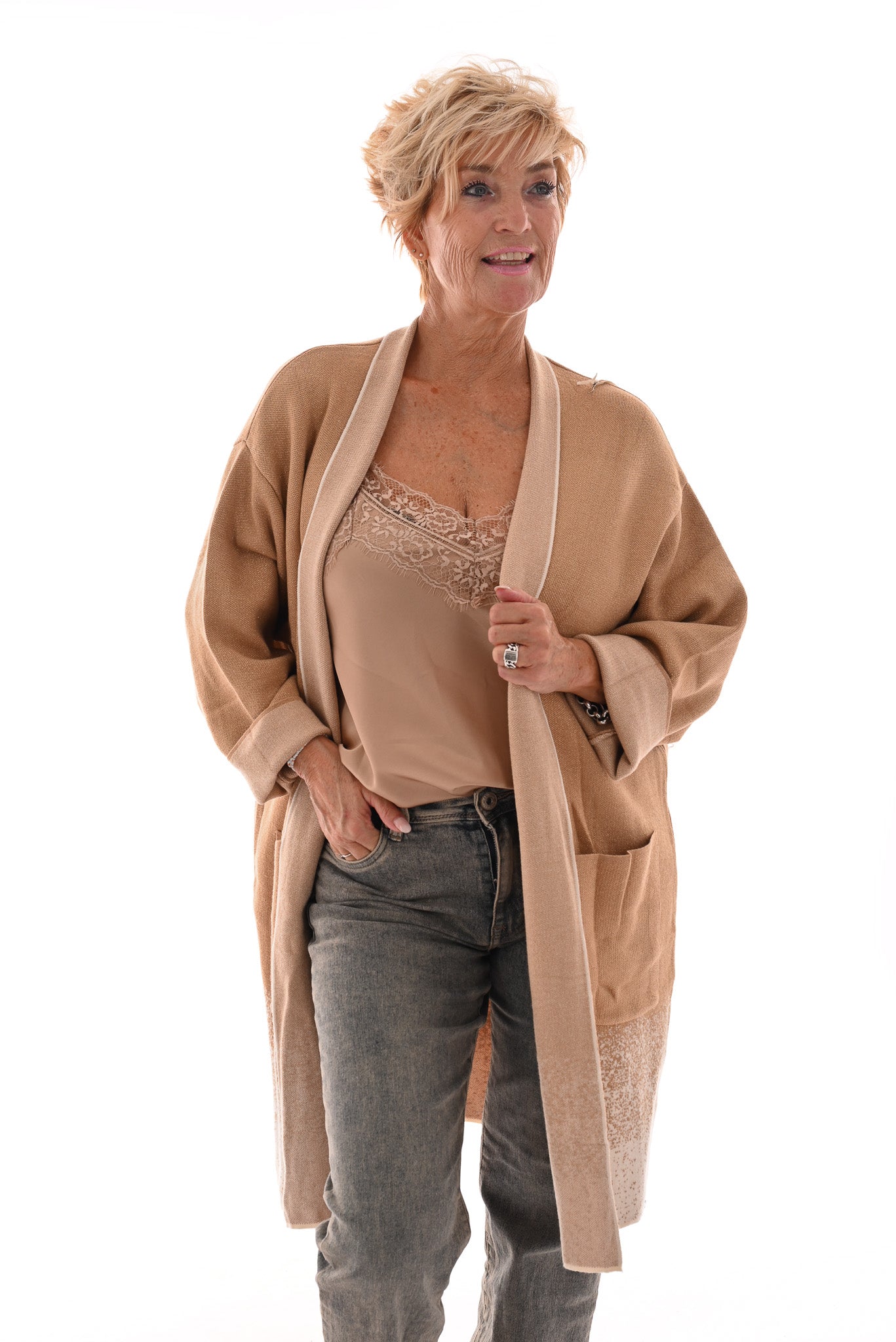 Oversized vest v-hals en grote zakken camel