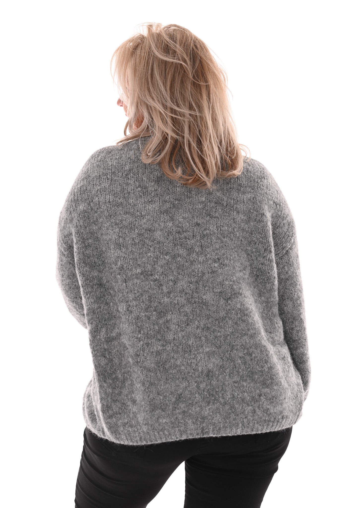 Kort fijn gebreid vest broche hartje grijs
