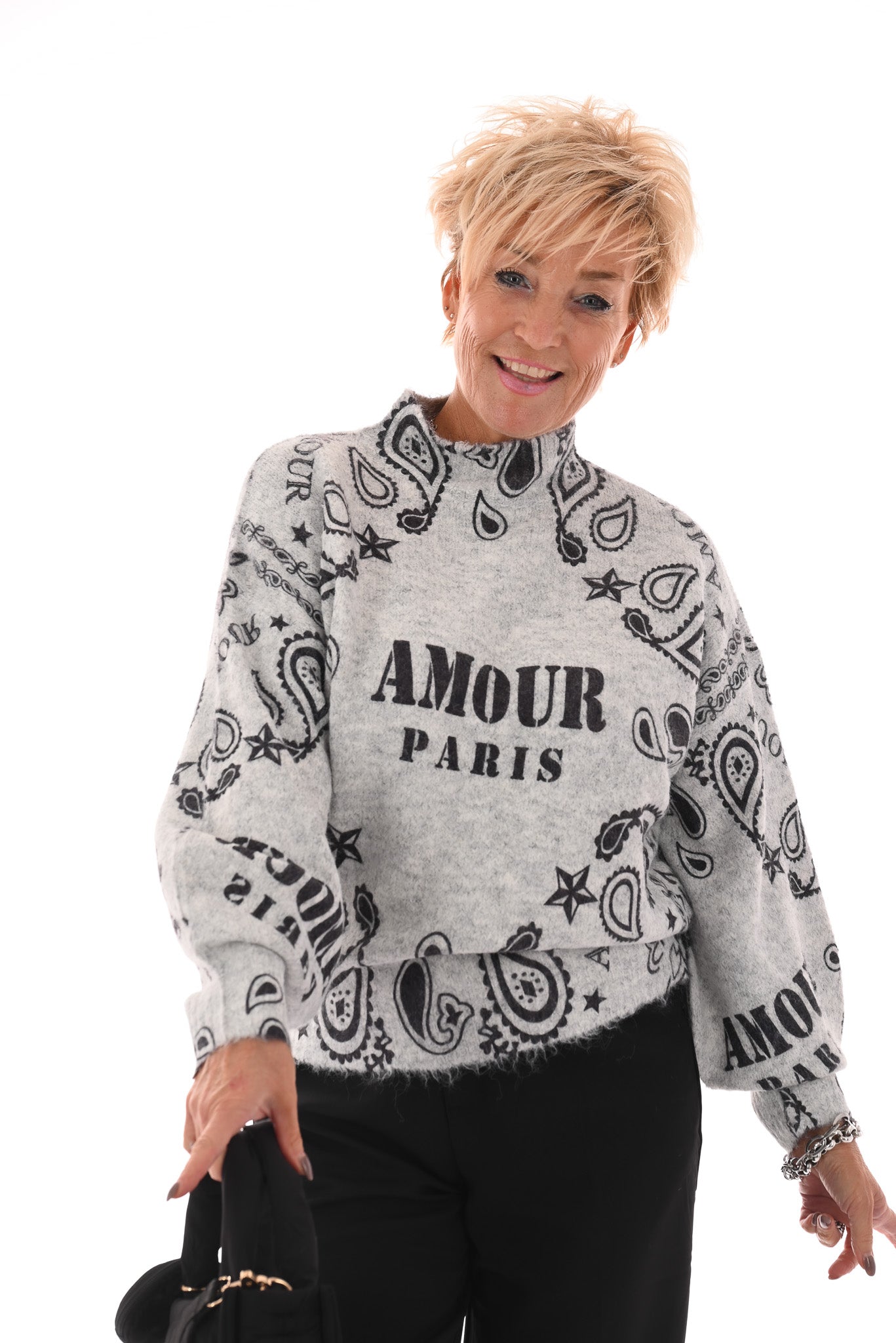 Fijn gebreide trui amour grijs