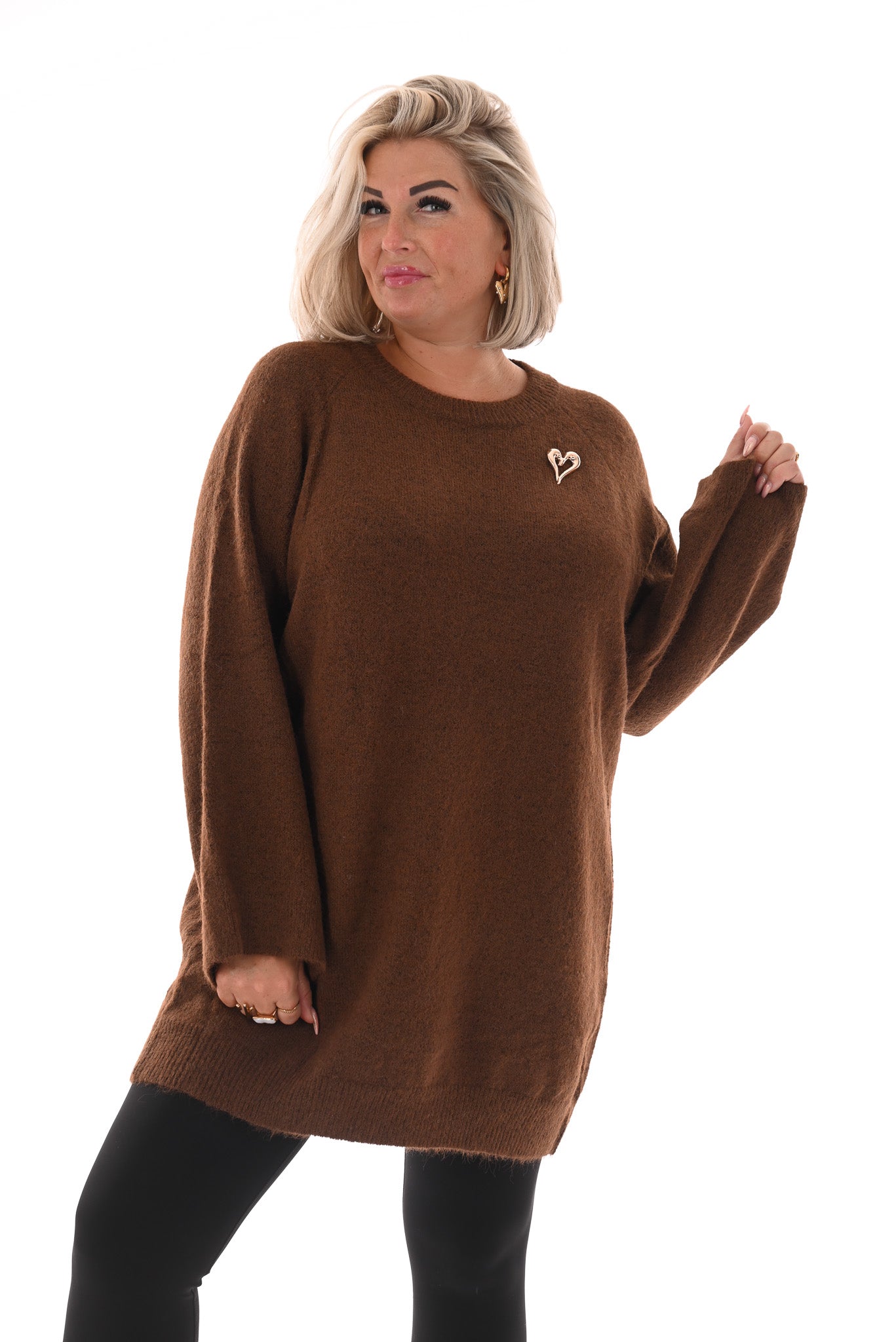 fijn gebreide trui met ronde hals bruin