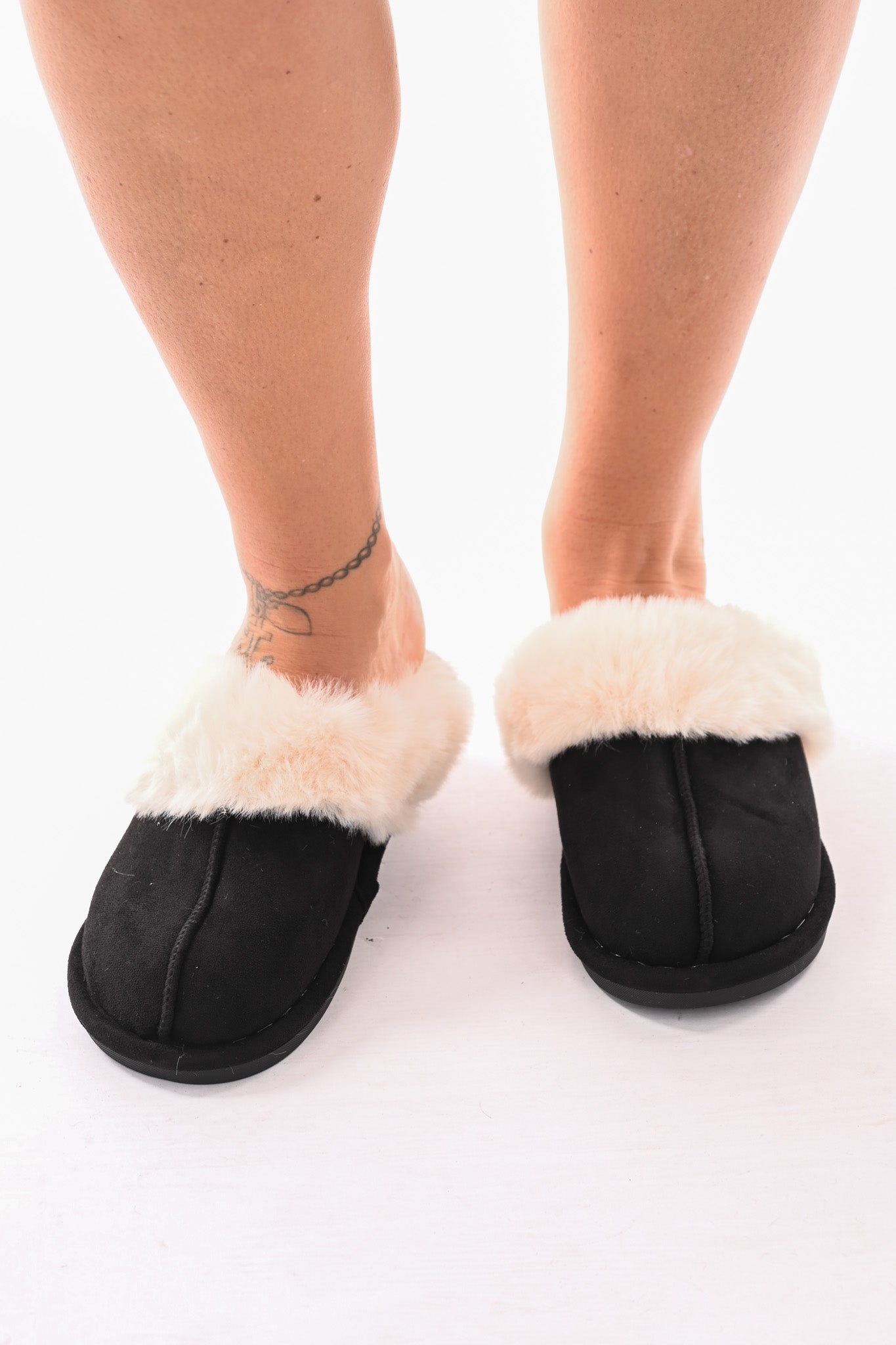 Furry pantoffels zwart