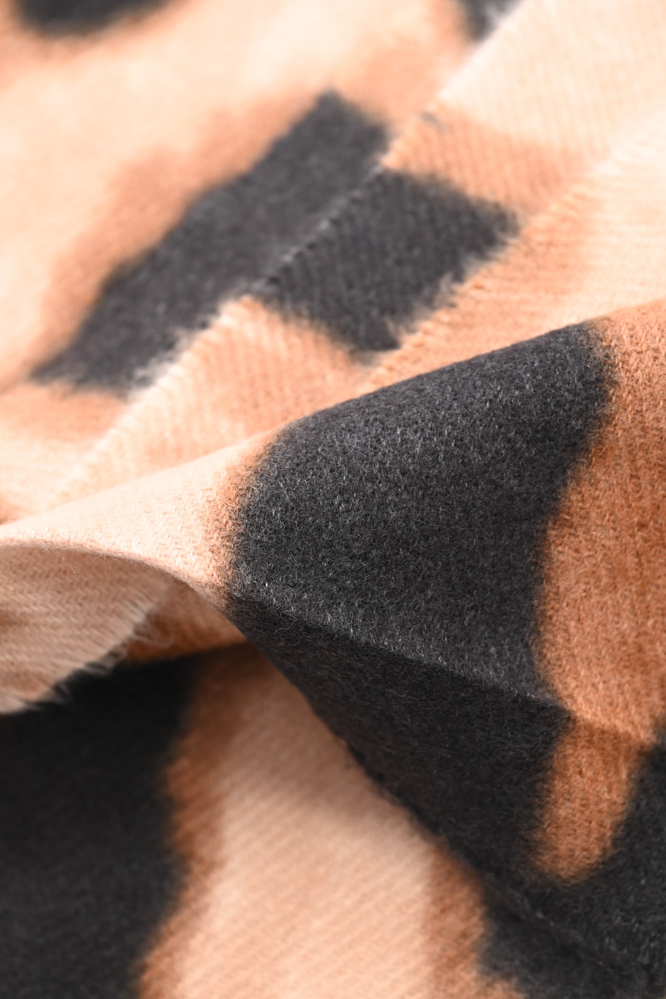 Sjaal grote panter camel