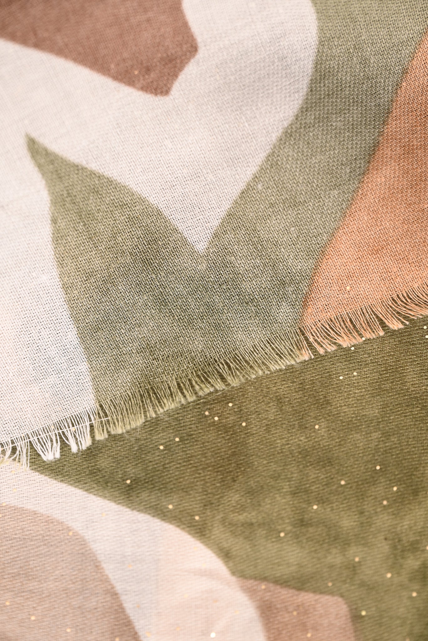 Sjaal abstracte print legergroen