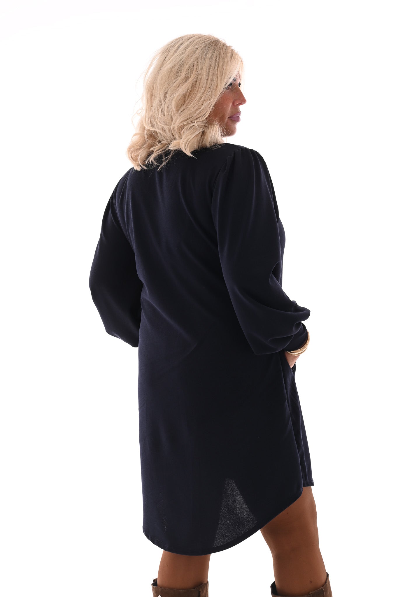 Jurk v-hals en pofmouwen marineblauw